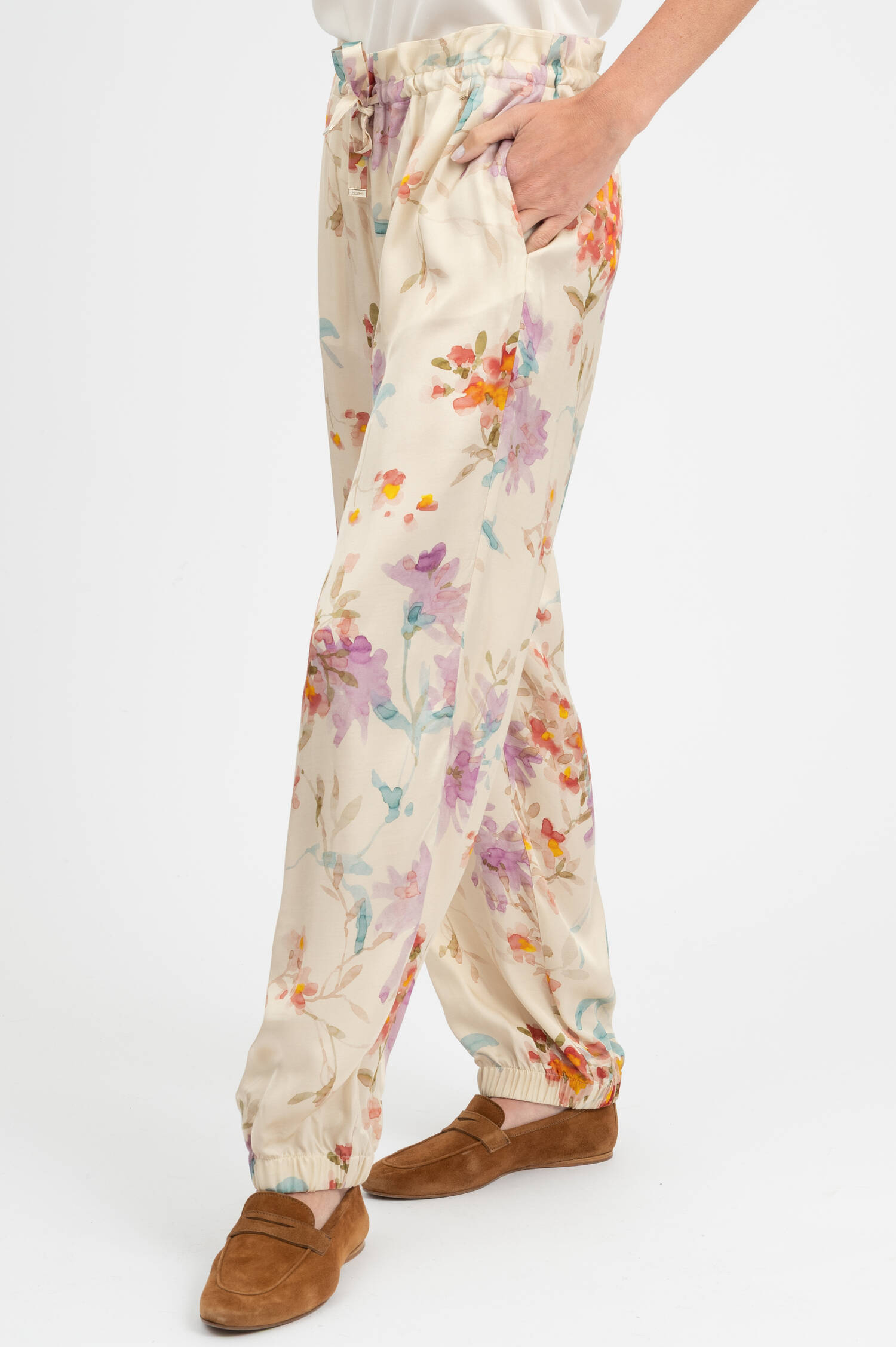 Viskose Hose mit Blumenprint in Multicolor