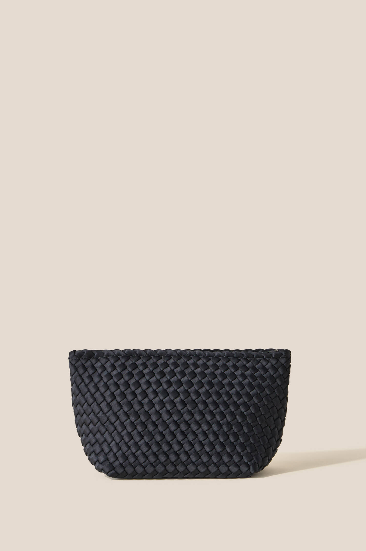 Pouch PORTOFINO MEDIUM COSMETIC in Onyx Pouch PORTOFINO MEDIUM COSMETIC in Onyx