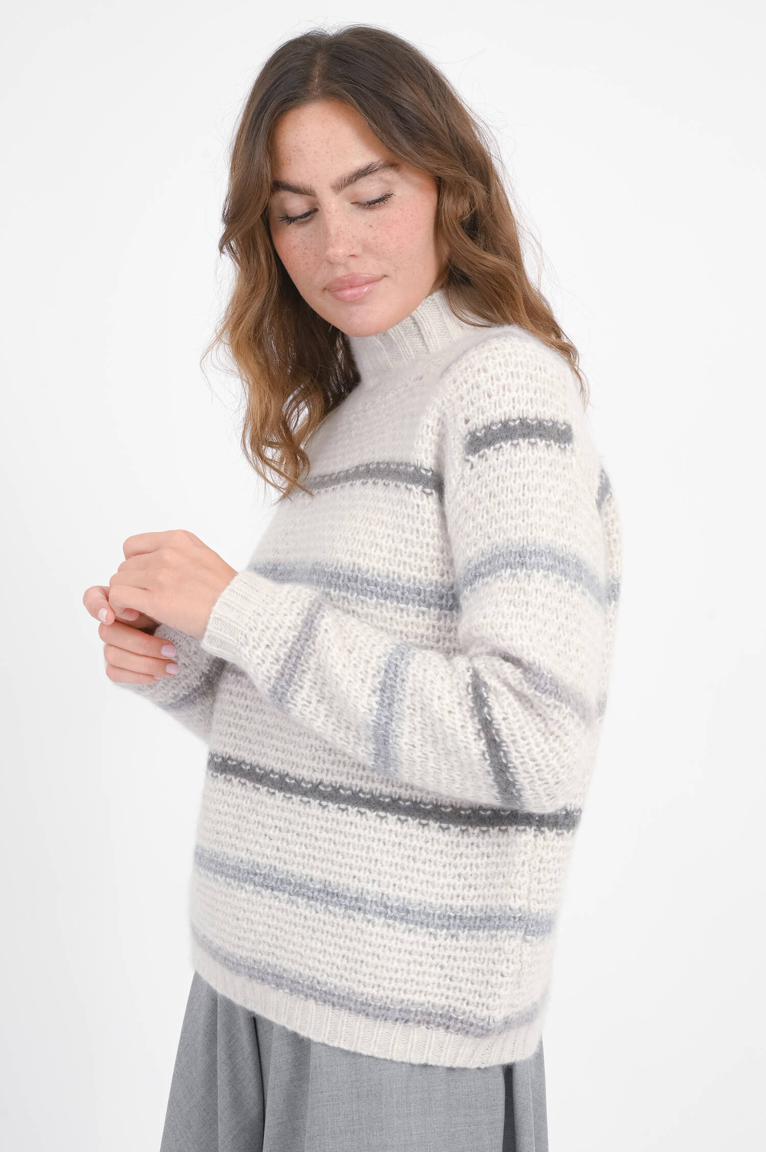 Strickpullover mit Streifen in Mixed Grey/White Strickpullover mit Streifen in Mixed Grey/White