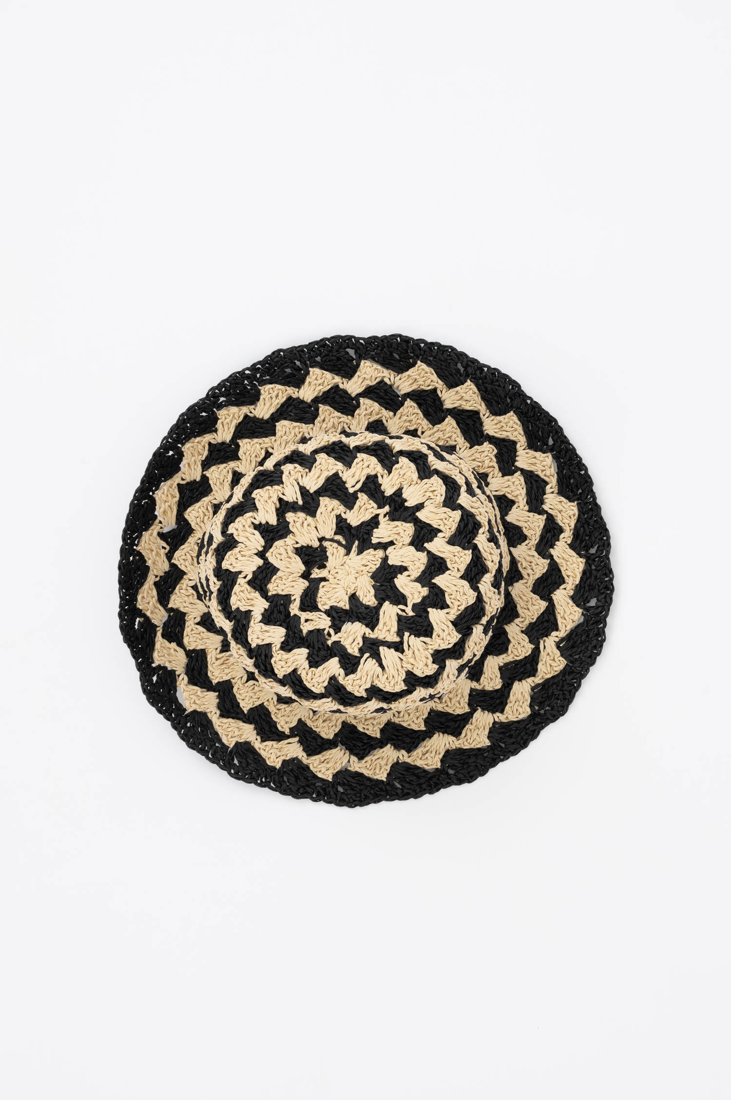 Paper-Straw Hut in Schwarz/Beige Paper-Straw Hut in Schwarz/Beige