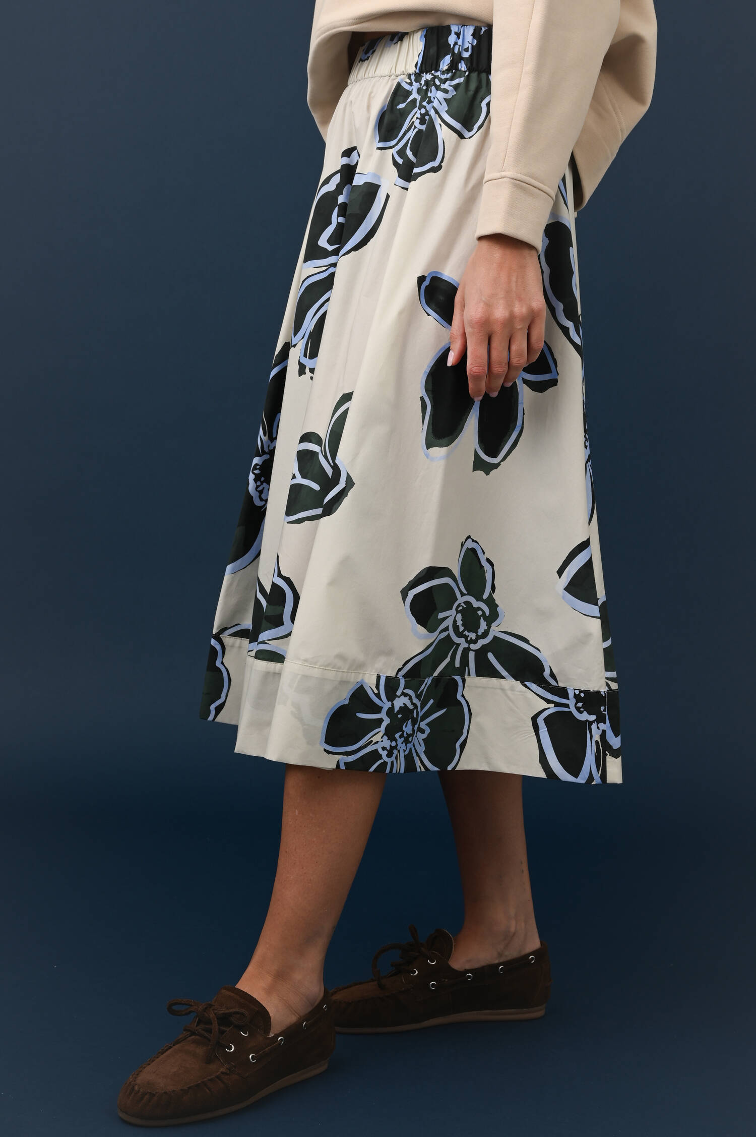 Floraler Rock Beige/Dunkelgrün