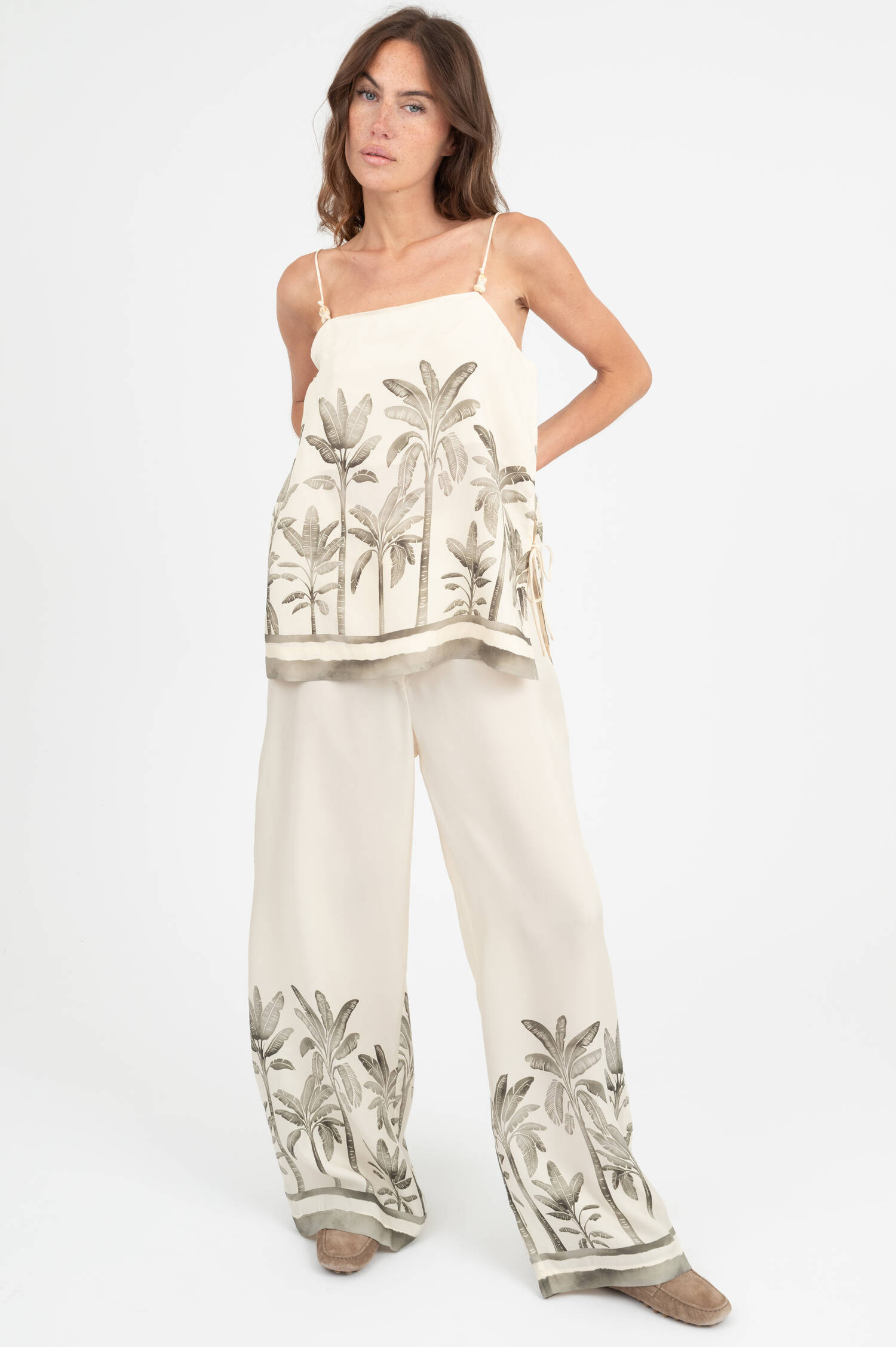 Top LIZLY mit Palmen-Print in Creme Top LIZLY mit Palmen-Print in Creme