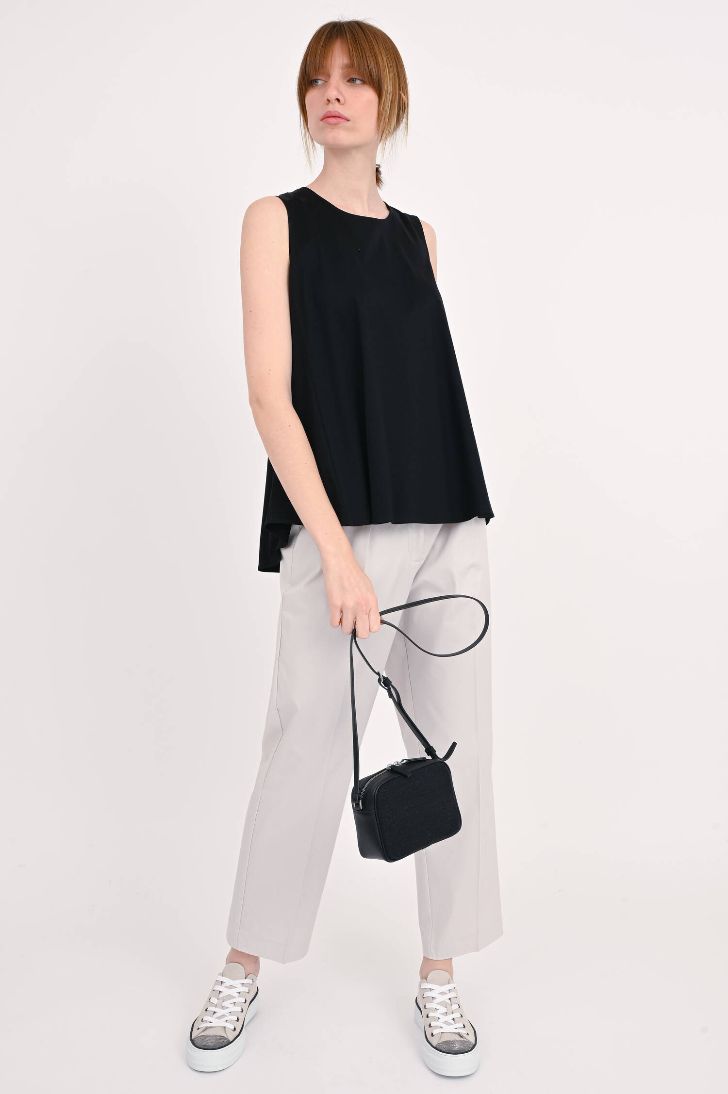 Oberteil mit Falte am Rücken in Schwarz