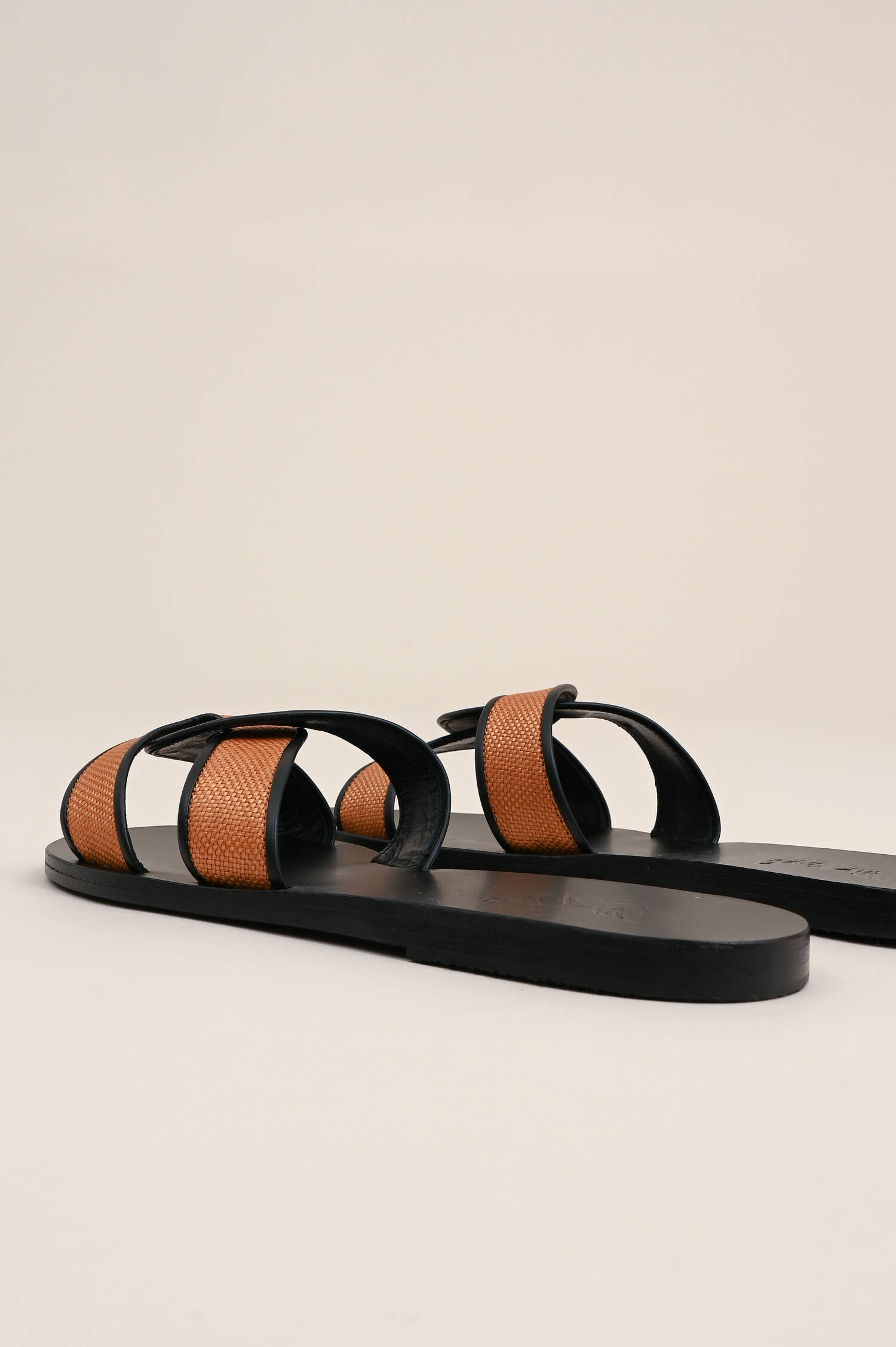 Pantolette DESMOS in Toffee/Schwarz