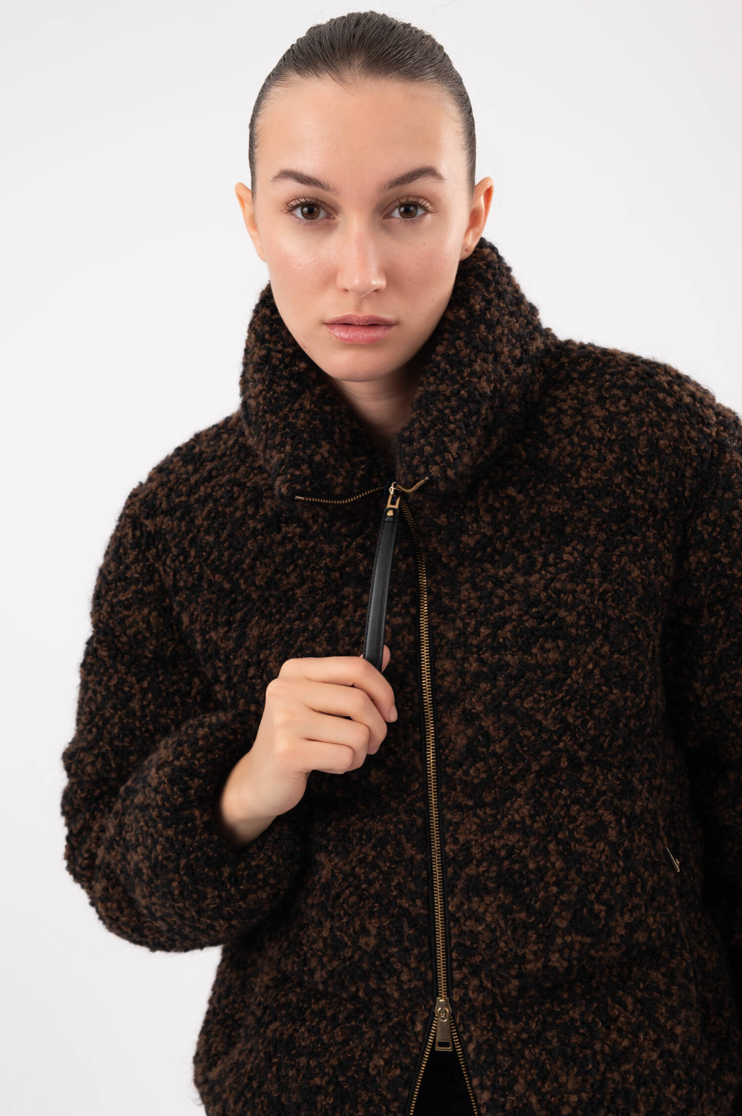 Tweed-Daunenjacke in Schwarz/Braun Tweed-Daunenjacke in Schwarz/Braun