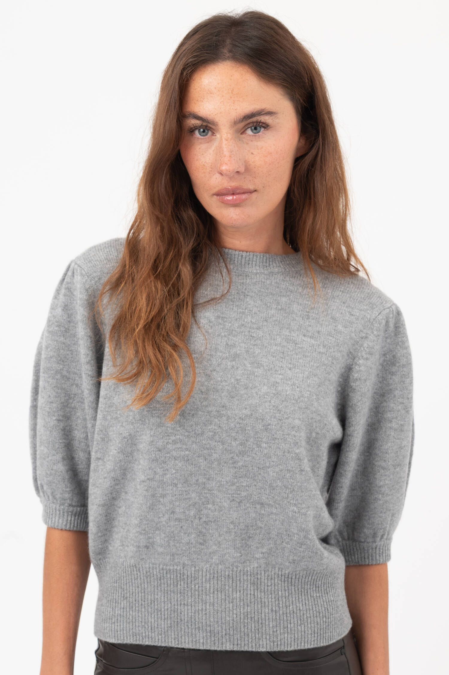 Woll-Cashmere-Pullover MIA in Grau Woll-Cashmere-Pullover MIA in Grau