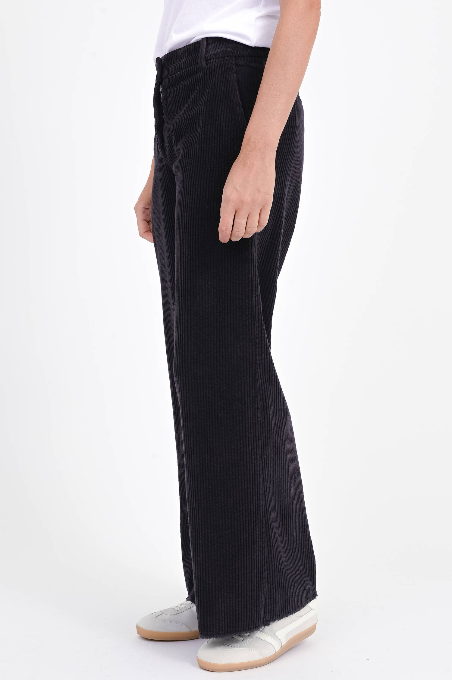 Cord-Hose mit weitem Bein in Braun