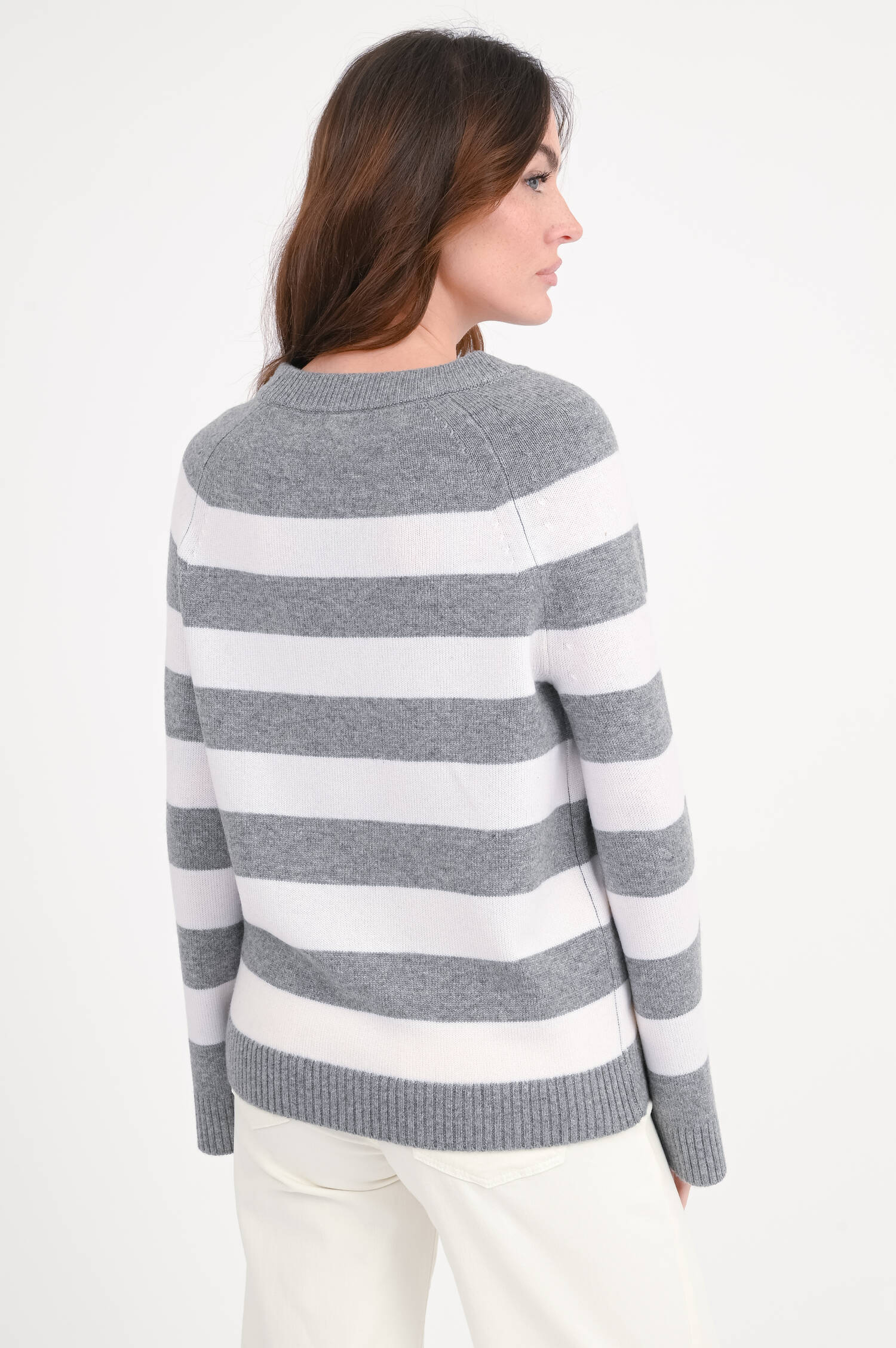 Pullover aus Woll-Cash-Mix in Grau/Weiß gestreift