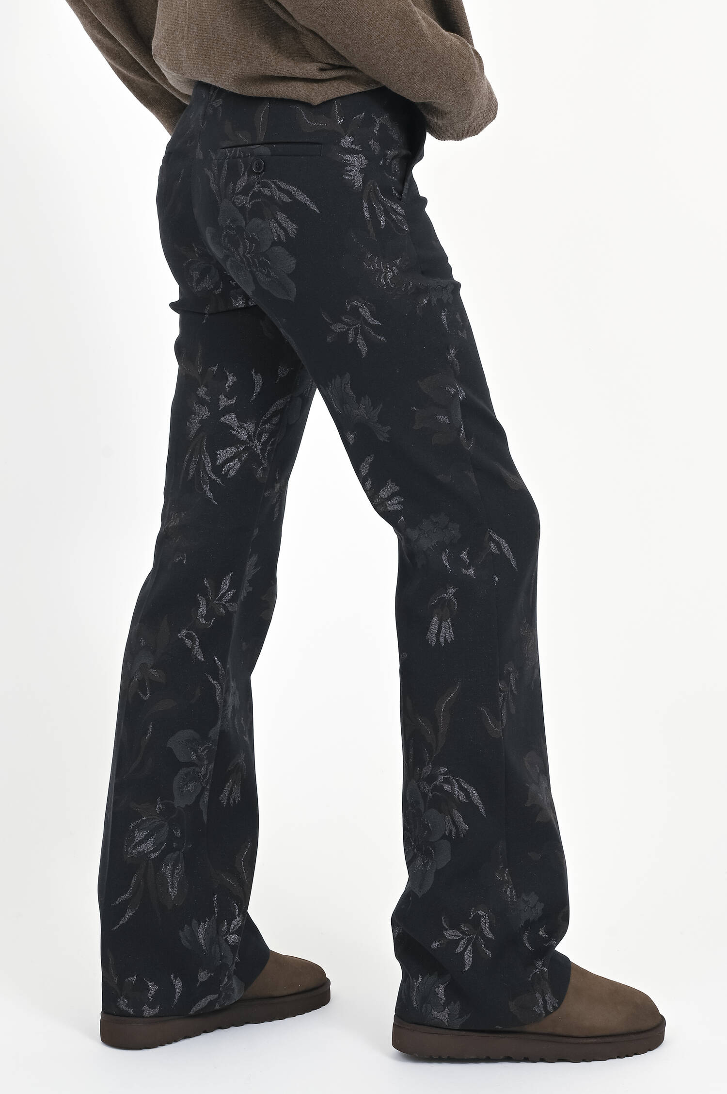 Hose mit floralem Muster in Brown Hose mit floralem Muster in Brown