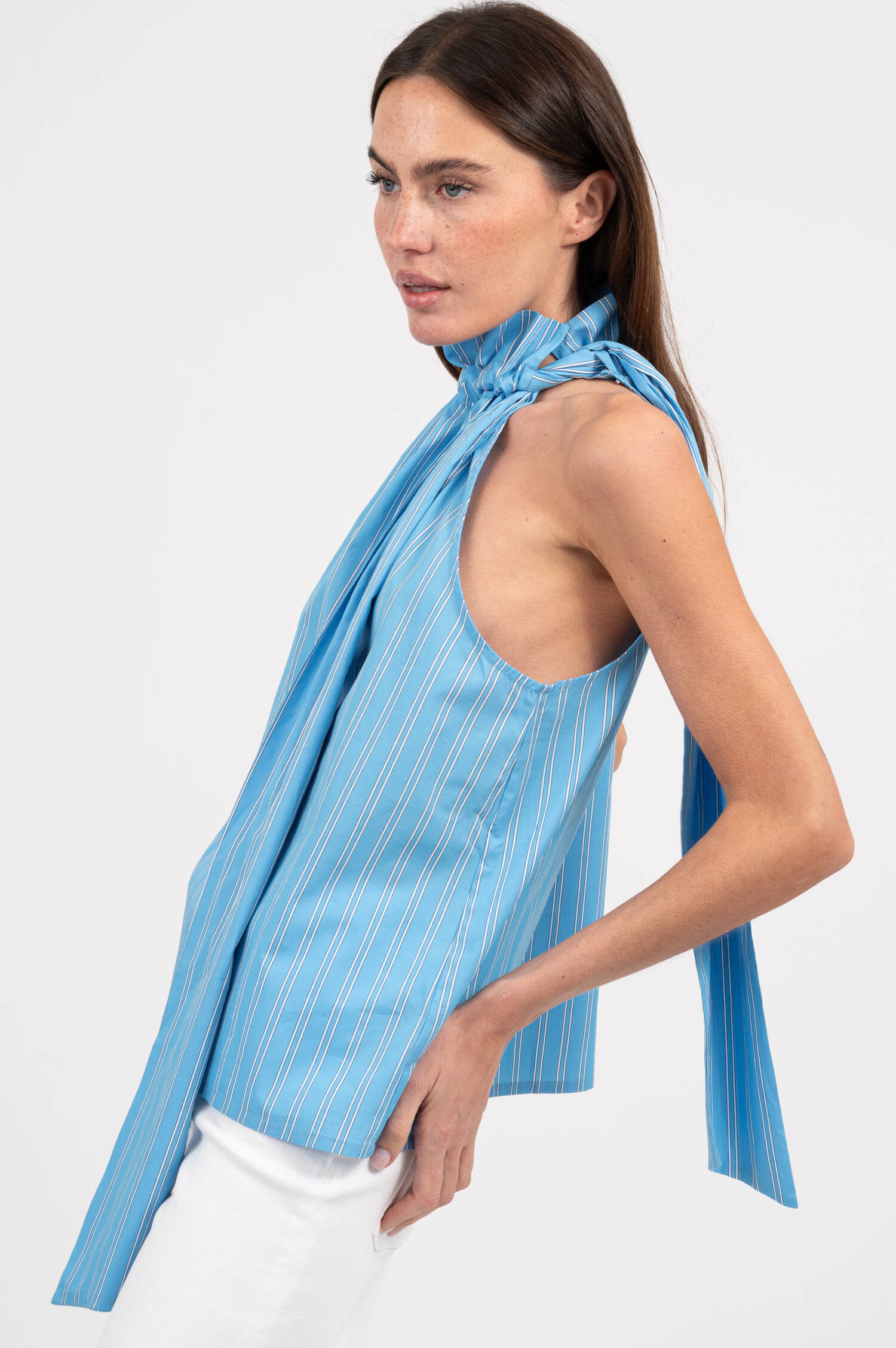 Neckholder Bluse mit Streifen in Blau