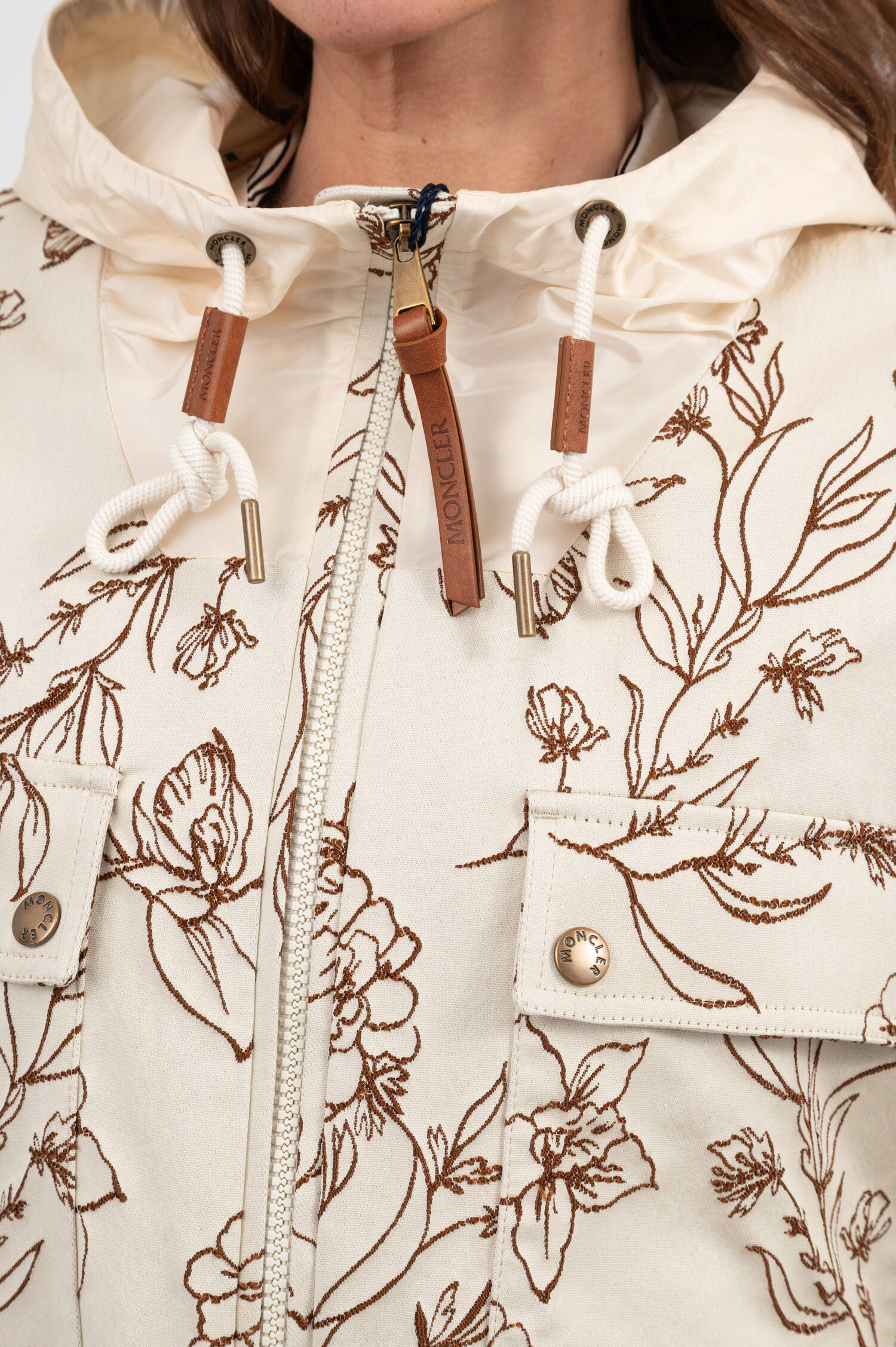 Jacke NEPETA mit Stickerei in Creme Jacke NEPETA mit Stickerei in Creme