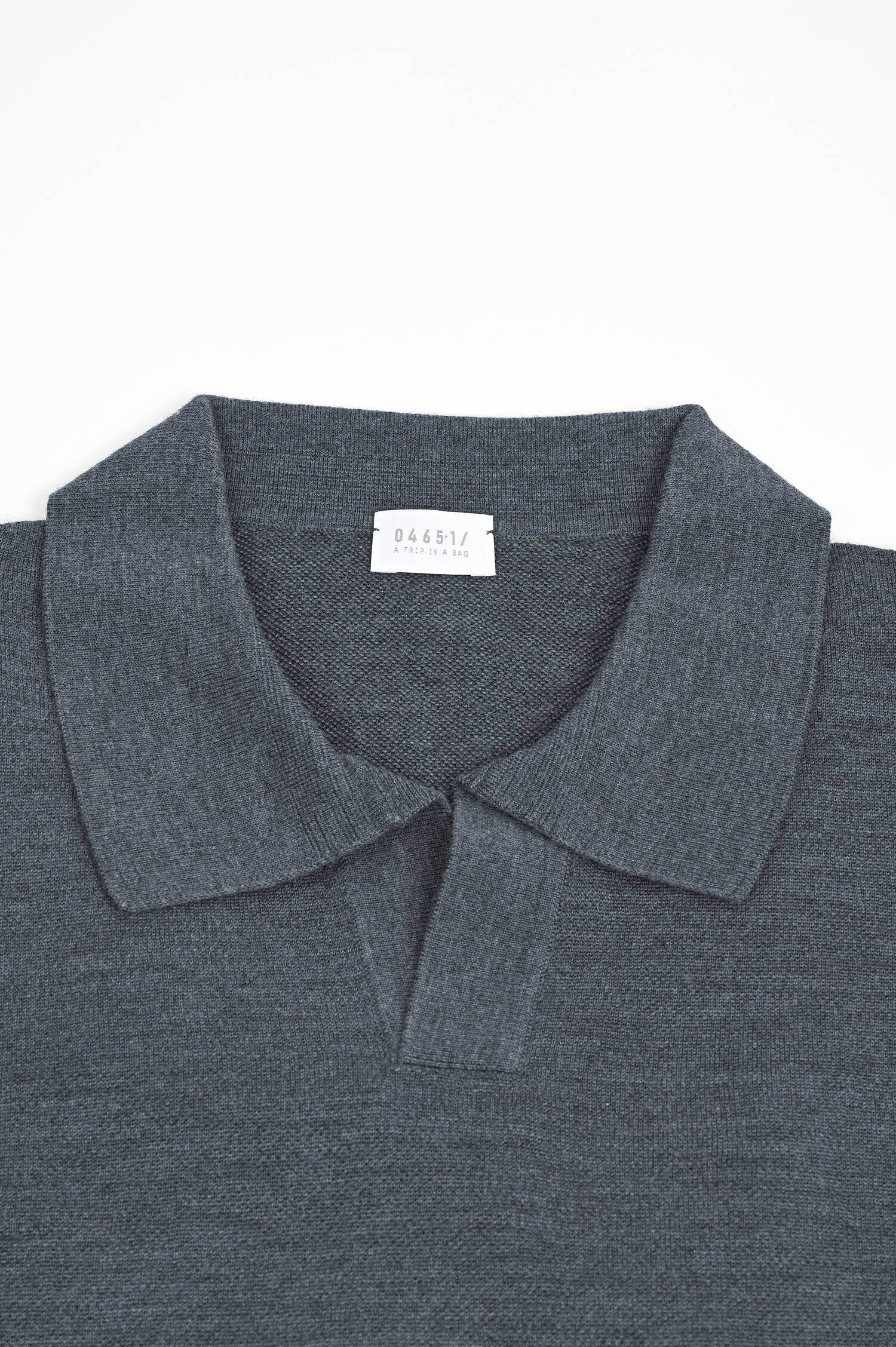 Feinstrickpullover aus Wolle in Grau