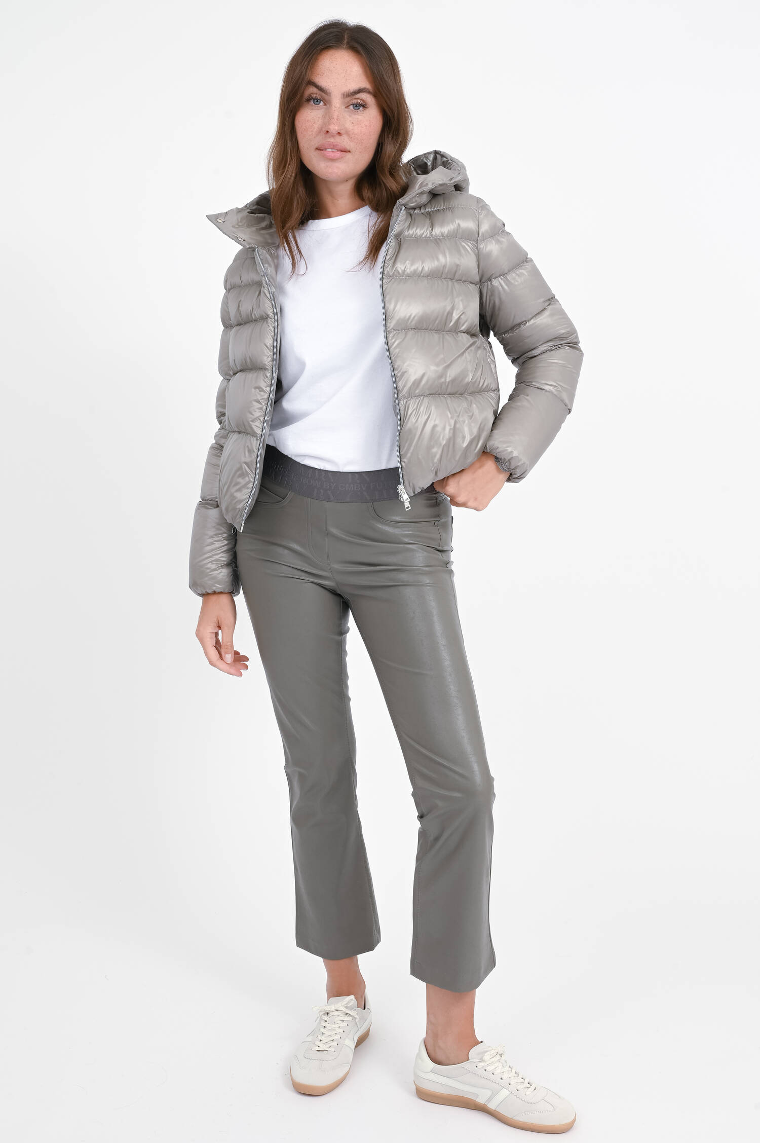 Cropped Daunen-Bomberjacke in Grigio Perla