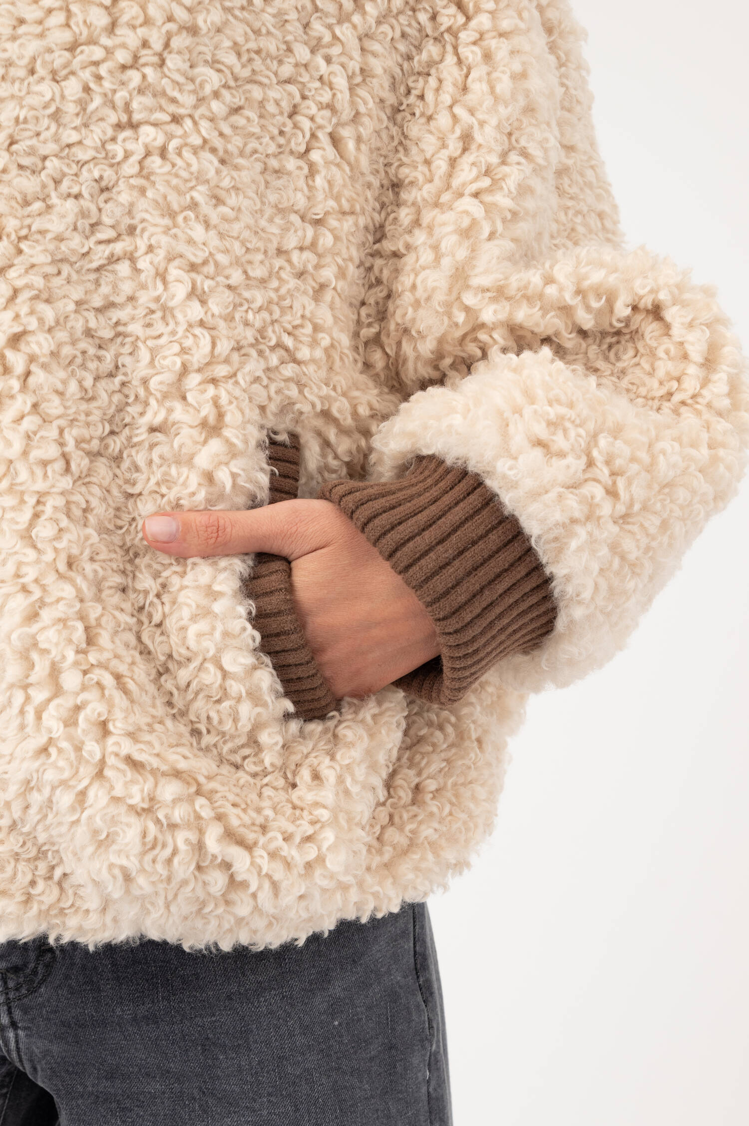 Teddy-Bomberjacke in Beige/Braun Teddy-Bomberjacke in Beige/Braun