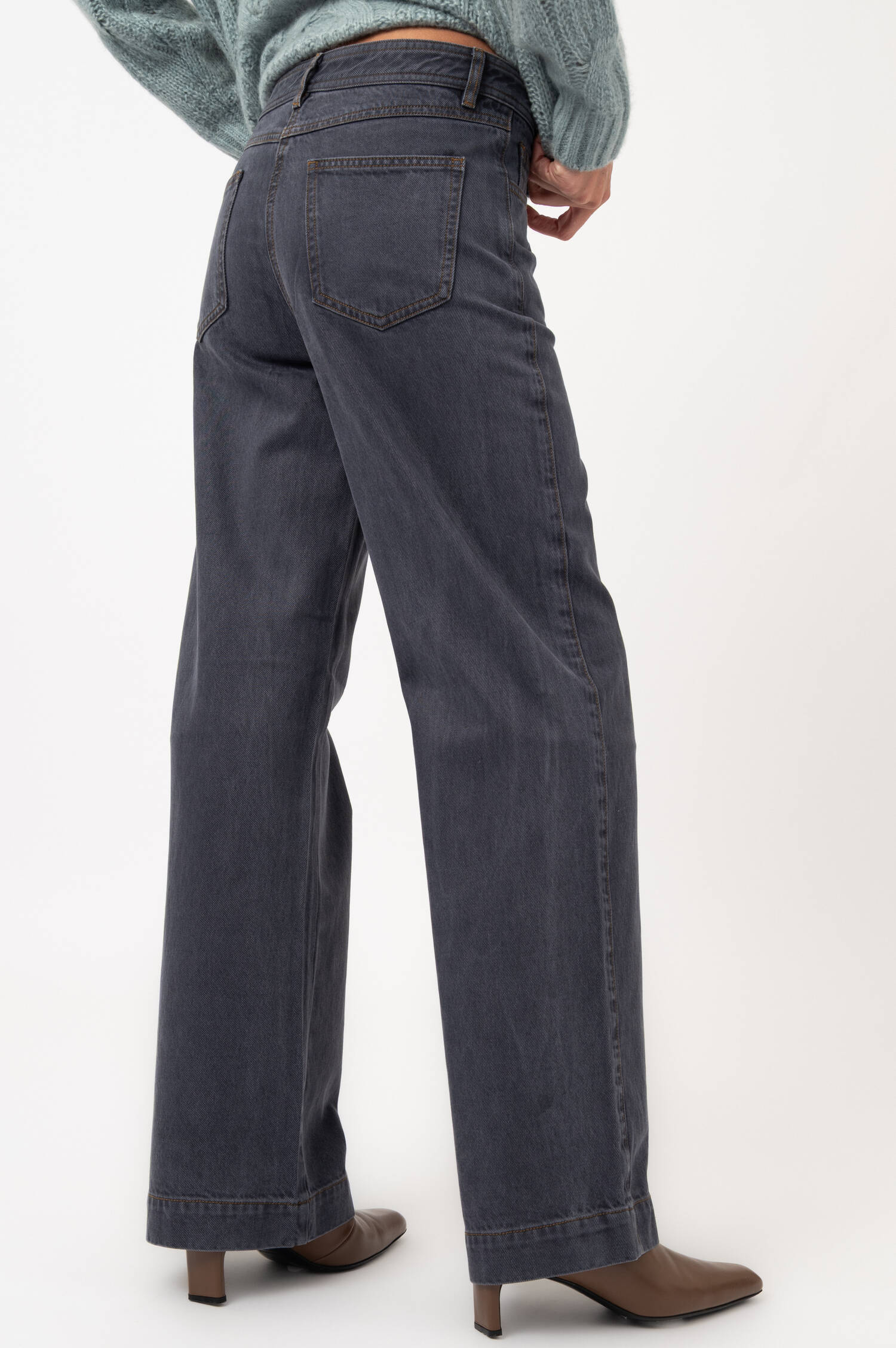 Wide-Leg-Jeans in Blaugrau