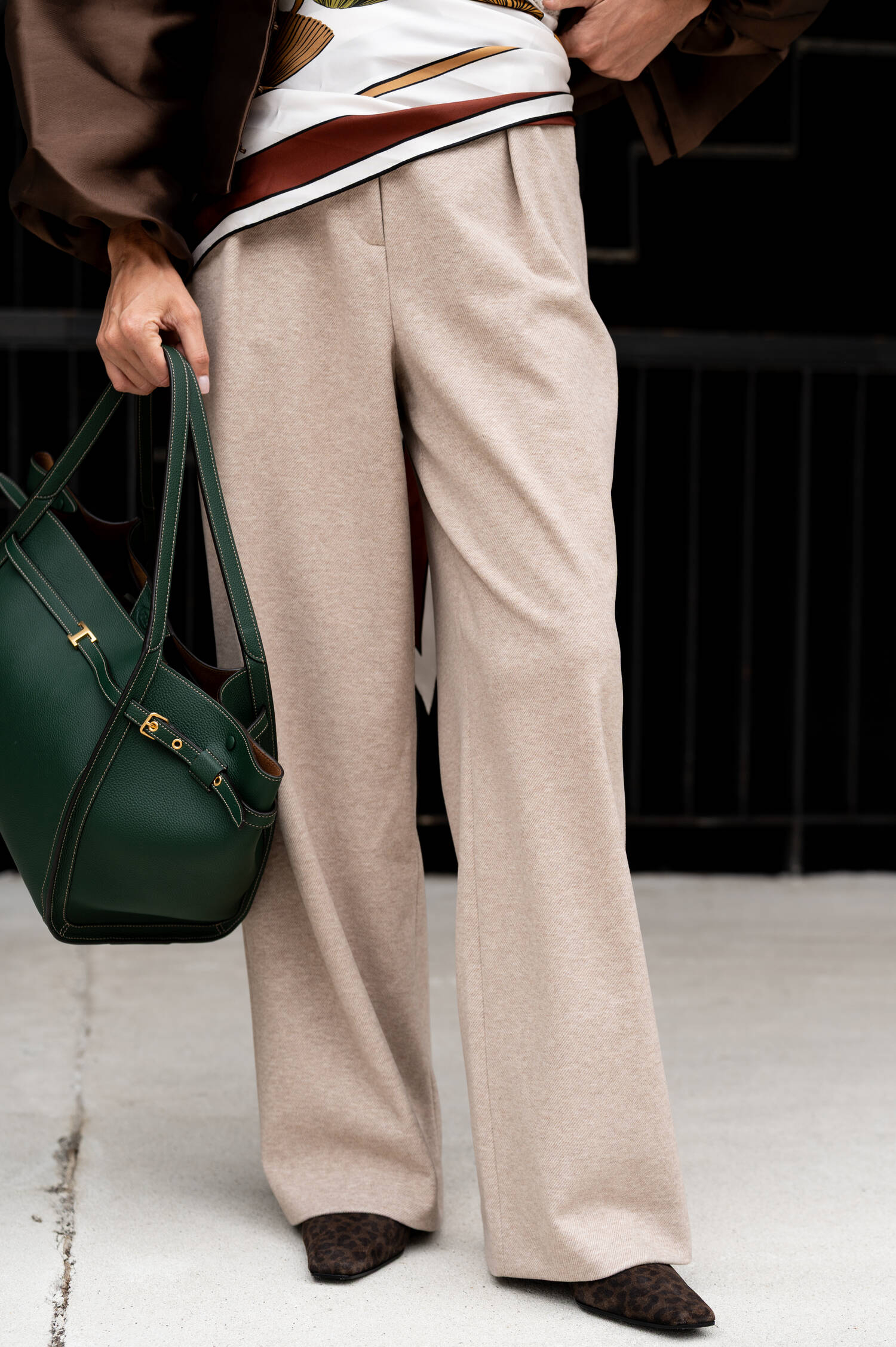 Bundfaltenhose in Beige meliert