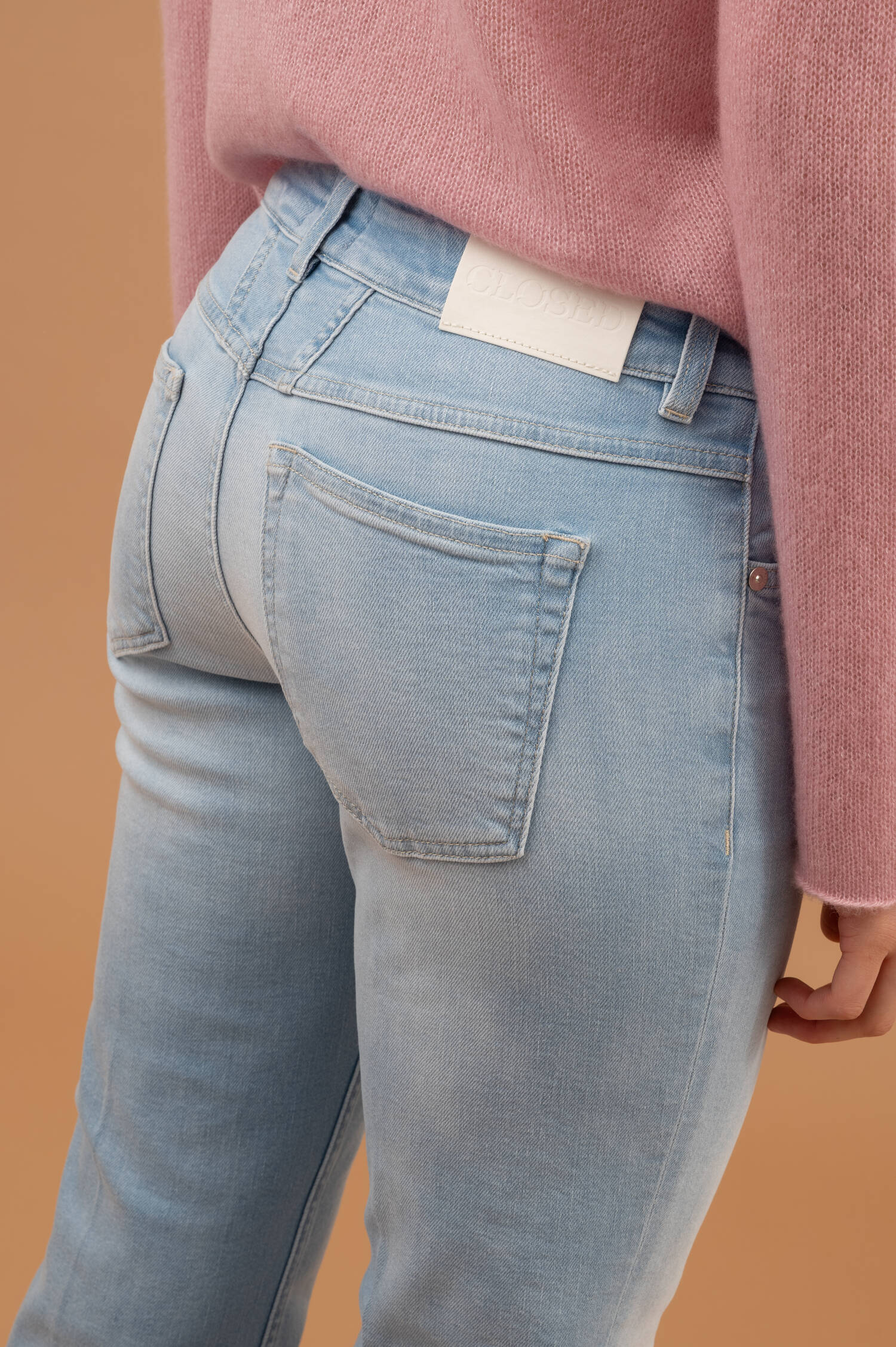 Straight Fit Jeans in Hellblau