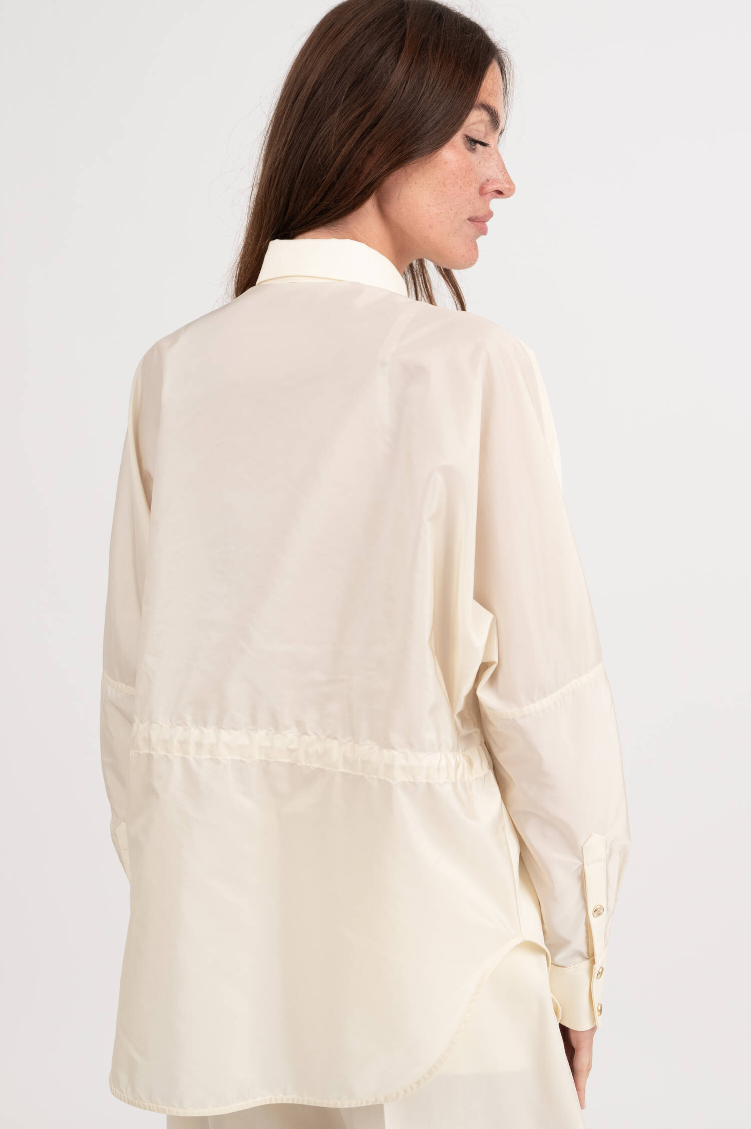 Material-Mix Bluse in Creme