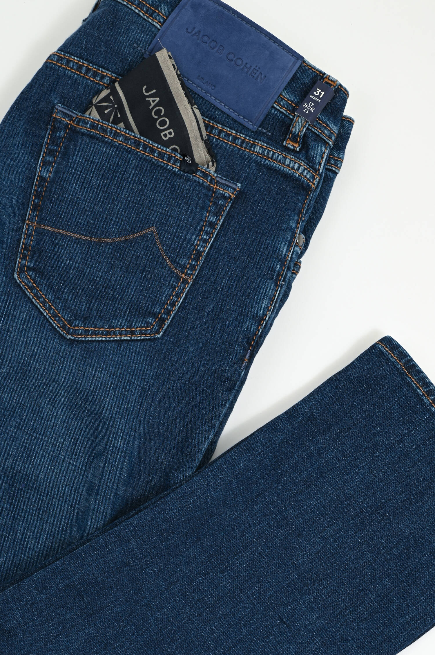 Jeans BARD in Medium Blue Jeans BARD in Medium Blue