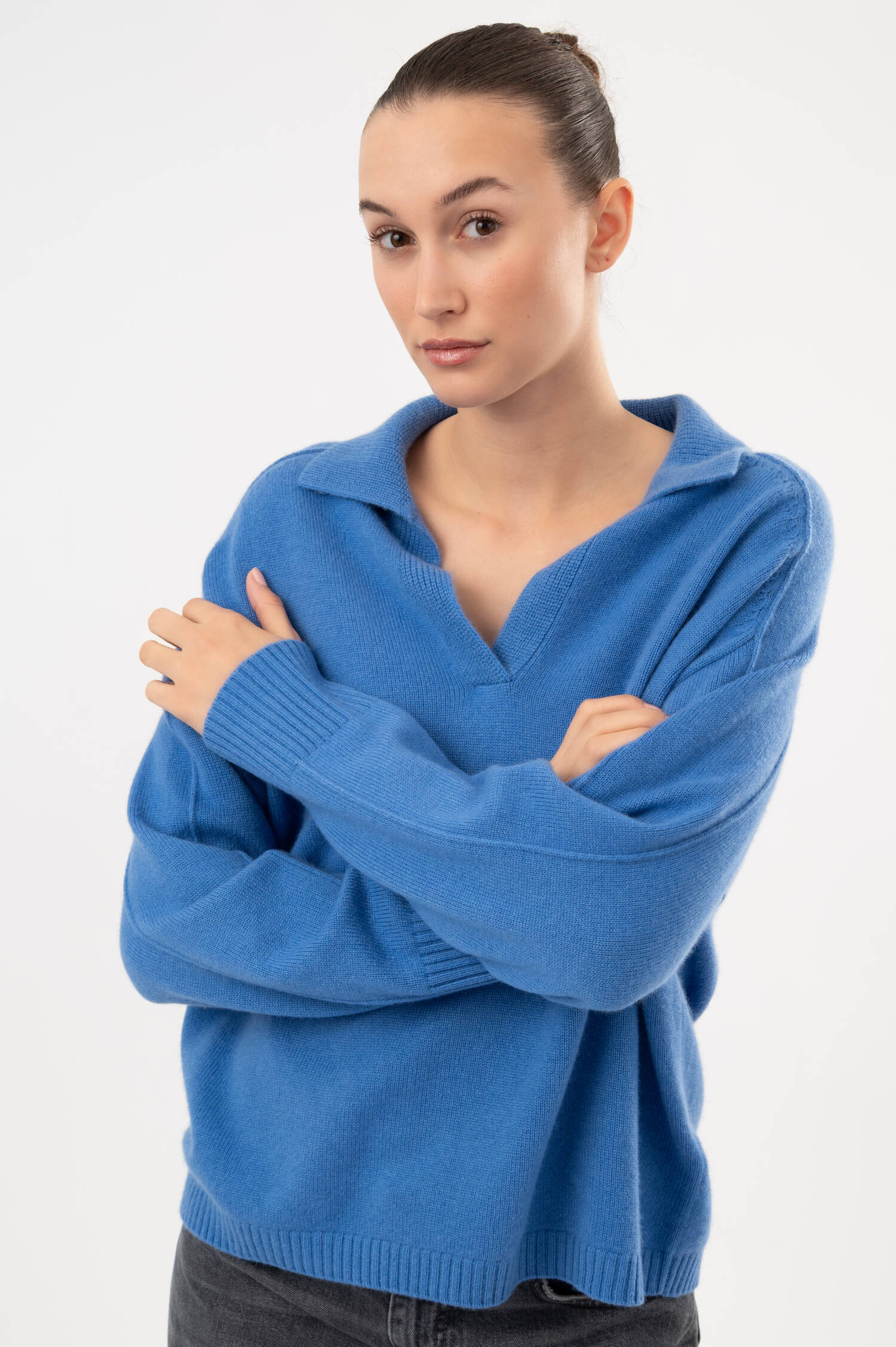 Woll-Cashmere-Pullover mit Polokragen in Blau Woll-Cashmere-Pullover mit Polokragen in Blau