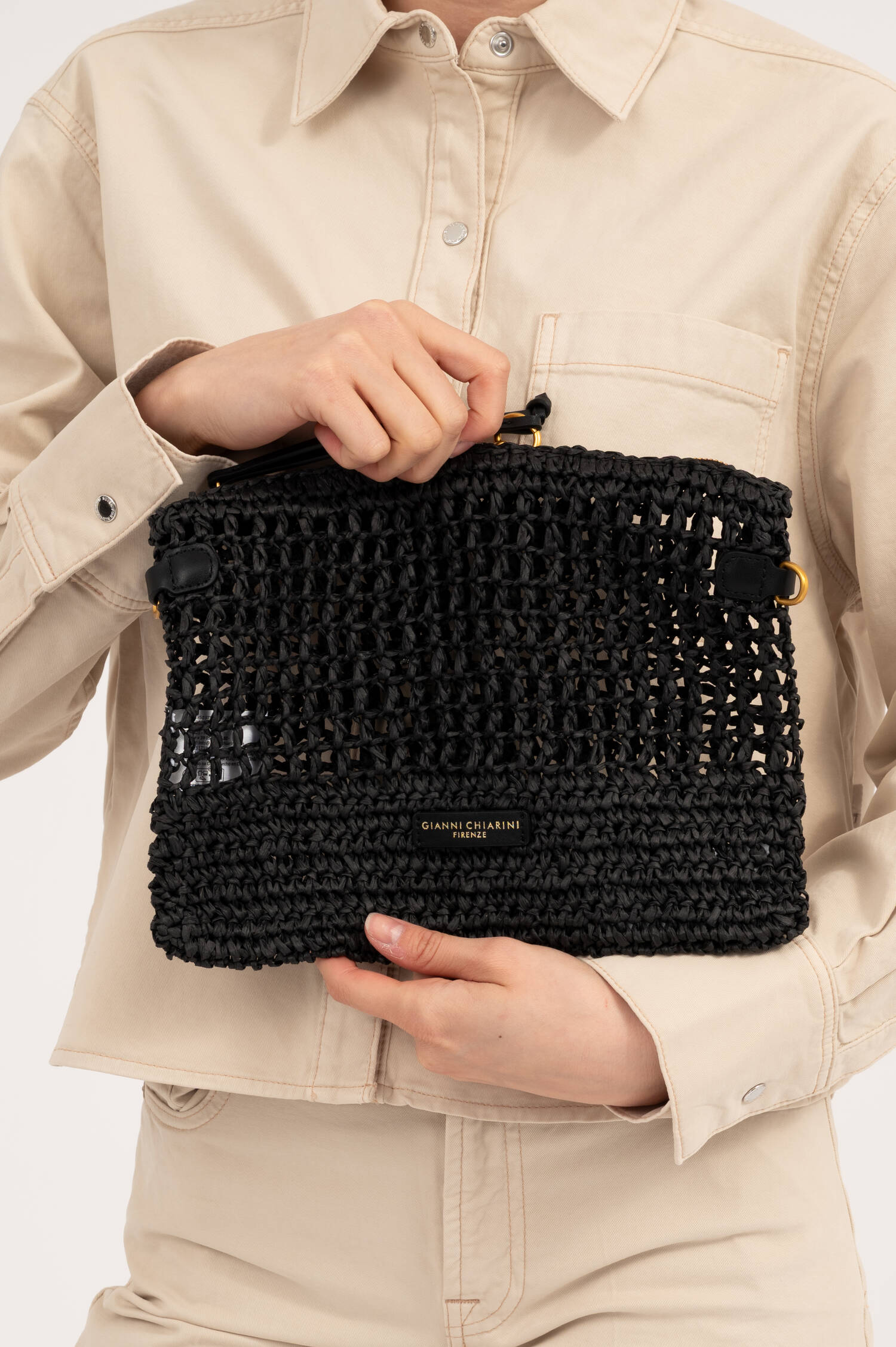 Clutch Tasche NEFELI in Schwarz