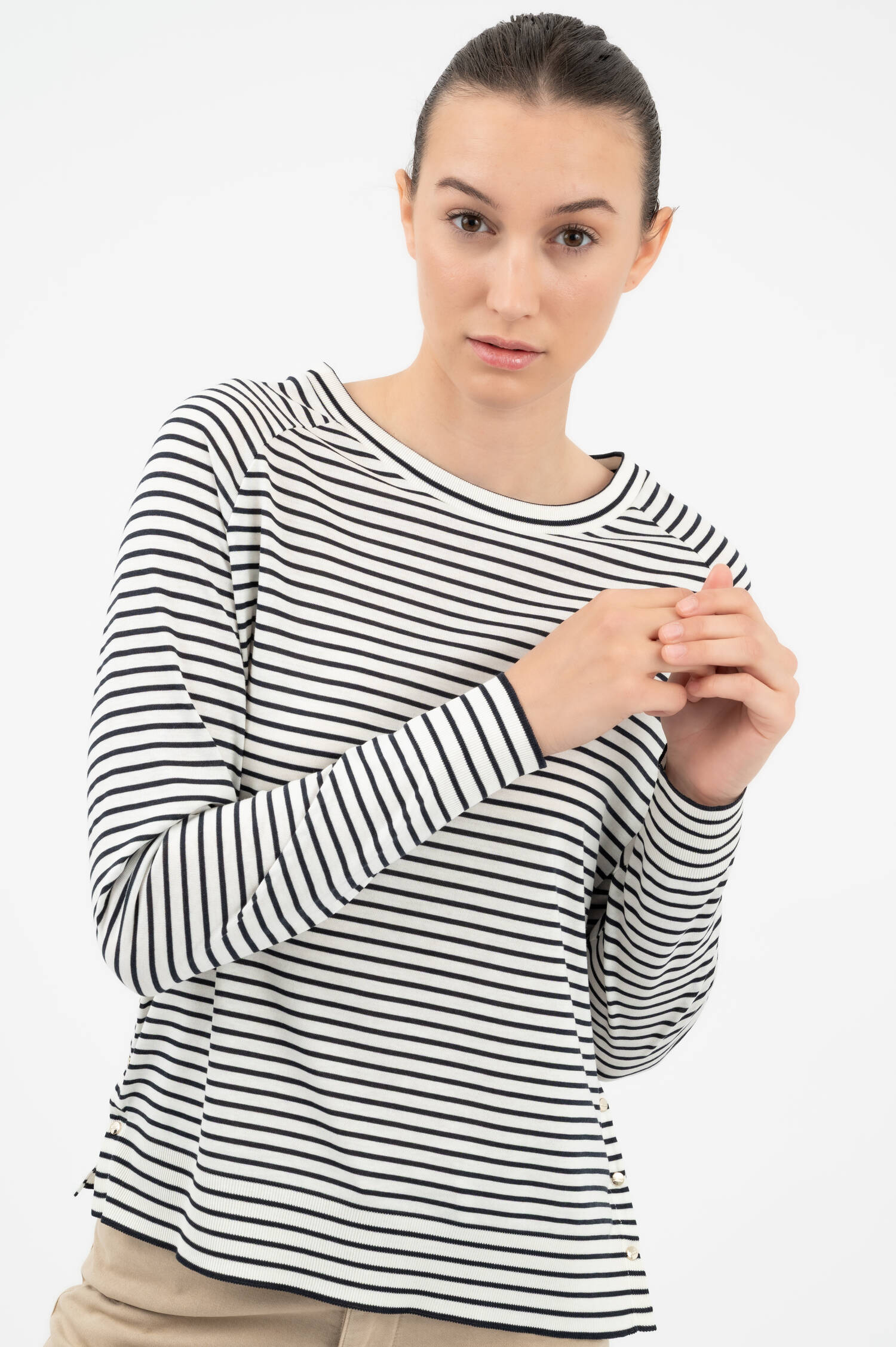 Feinstrick Pullover in Navy/Weiß gestreift Feinstrick Pullover in Navy/Weiß gestreift