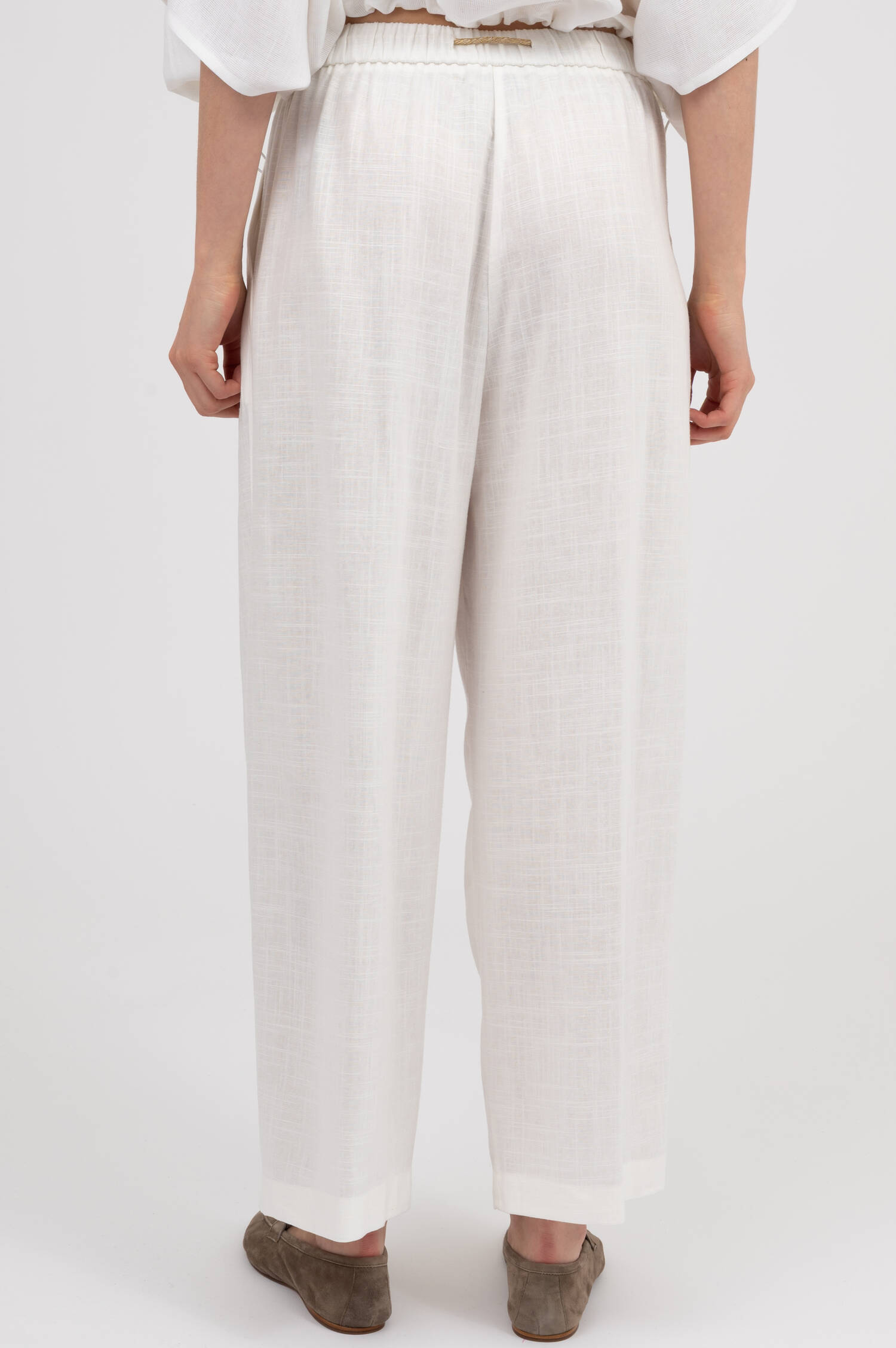 Bundfaltenschlupfhose aus Viskosemix in Weiß