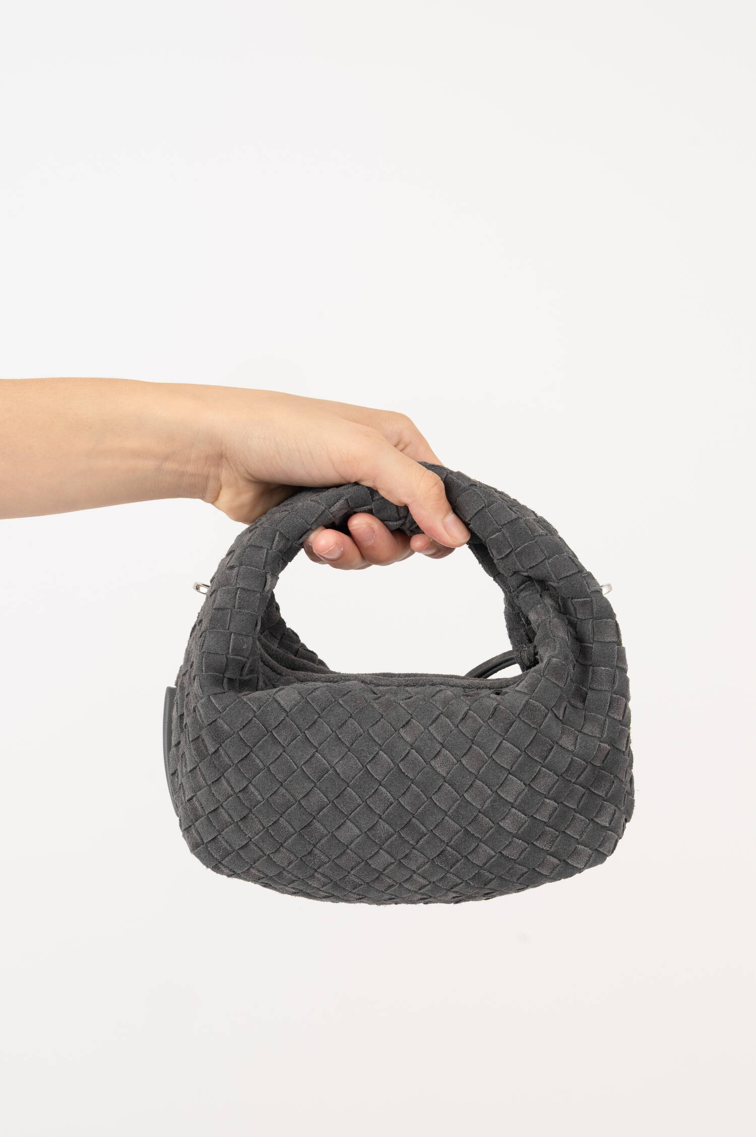 Handtasche GRETA MICRO WEAVE COZY in Grau Handtasche GRETA MICRO WEAVE COZY in Grau