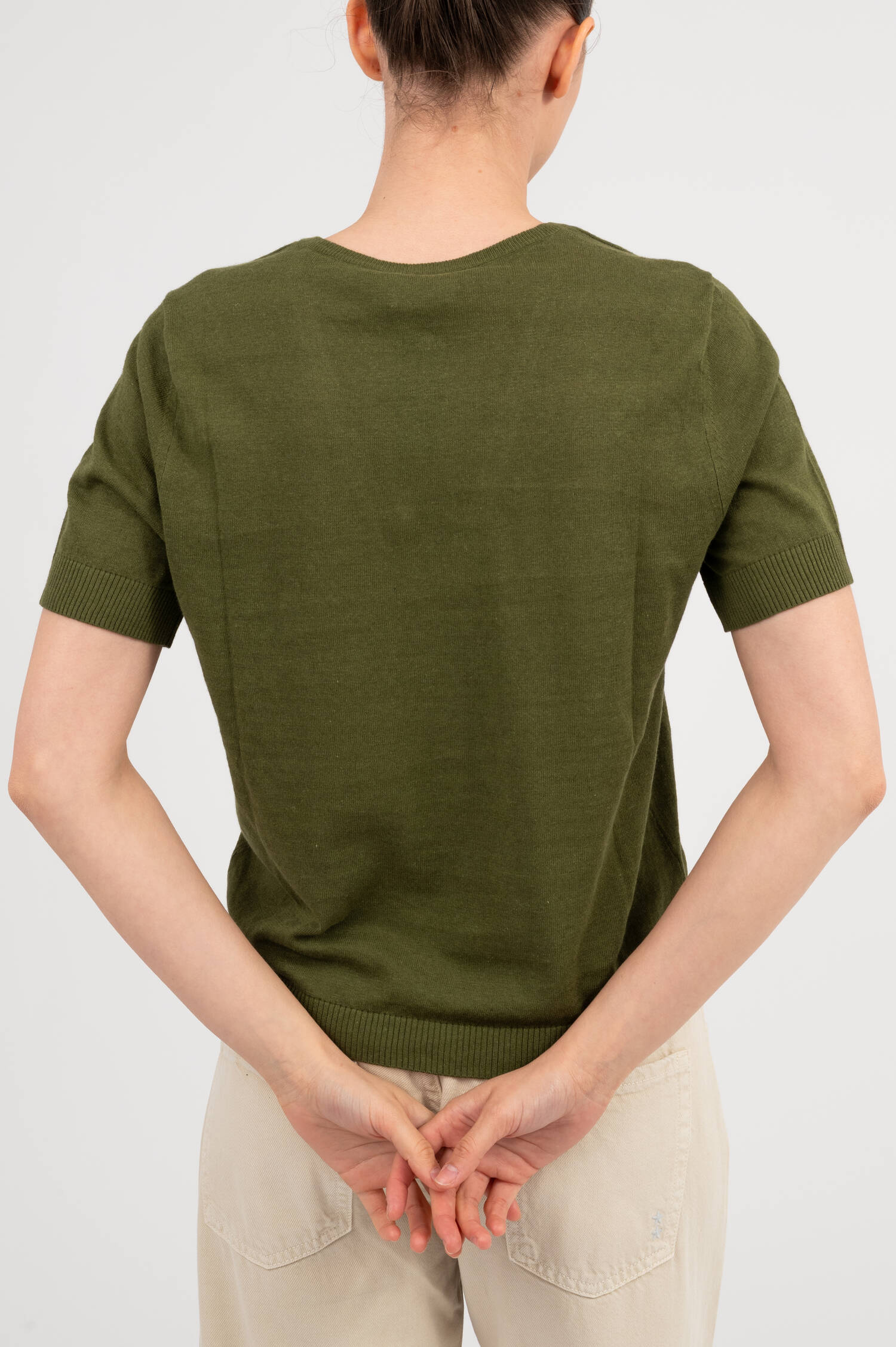 Feinstrick T-Shirt aus Leinenmix in Huntergrün