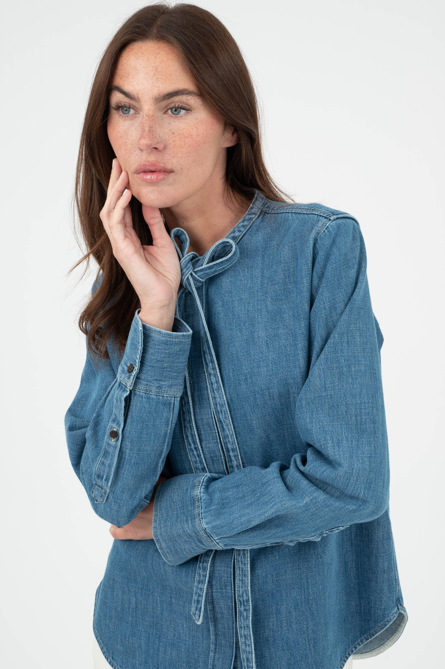 Denimbluse in Mittelblau Denimbluse in Mittelblau