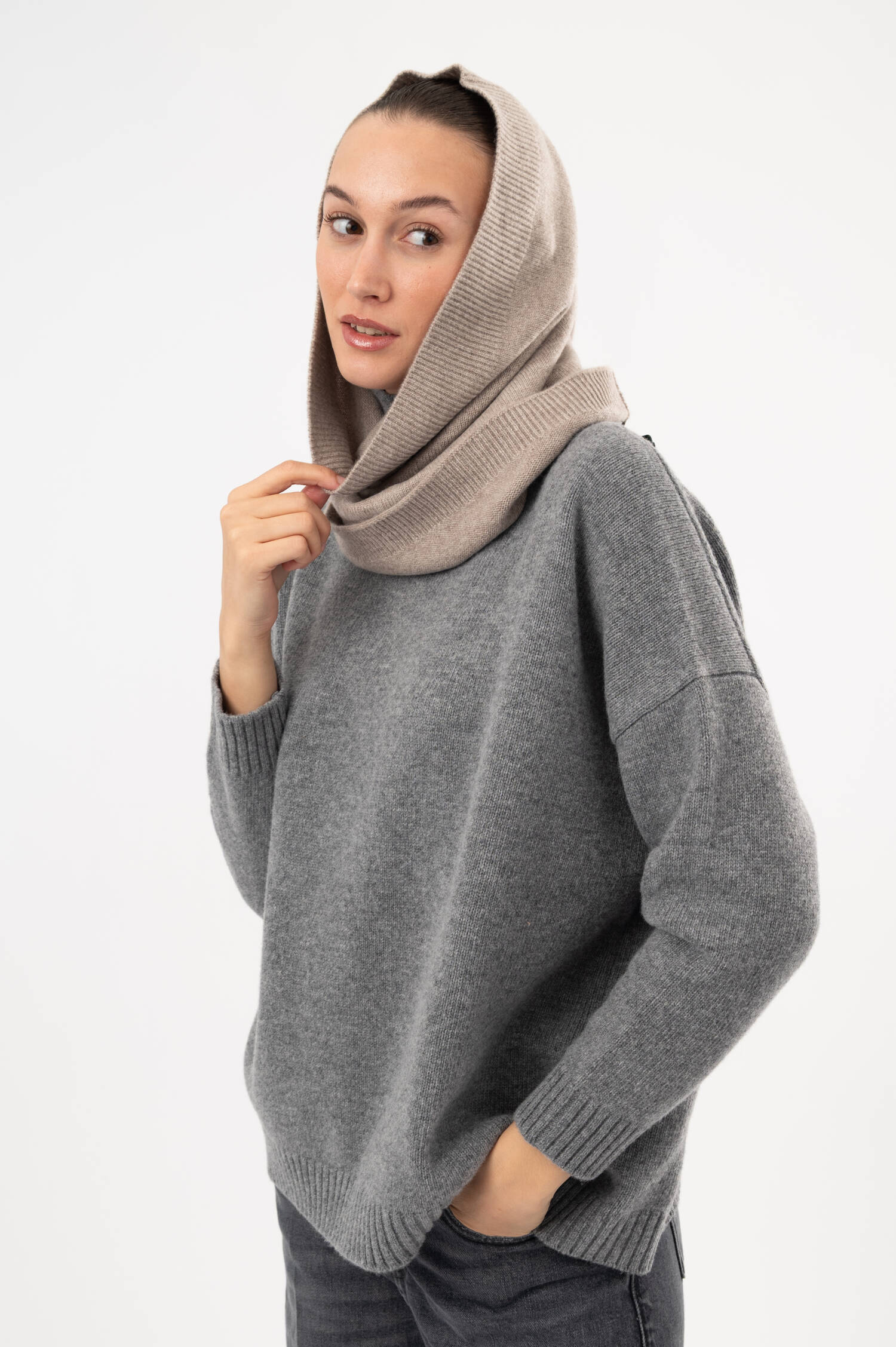 Loop-Schal aus Cashmere in Beige Loop-Schal aus Cashmere in Beige