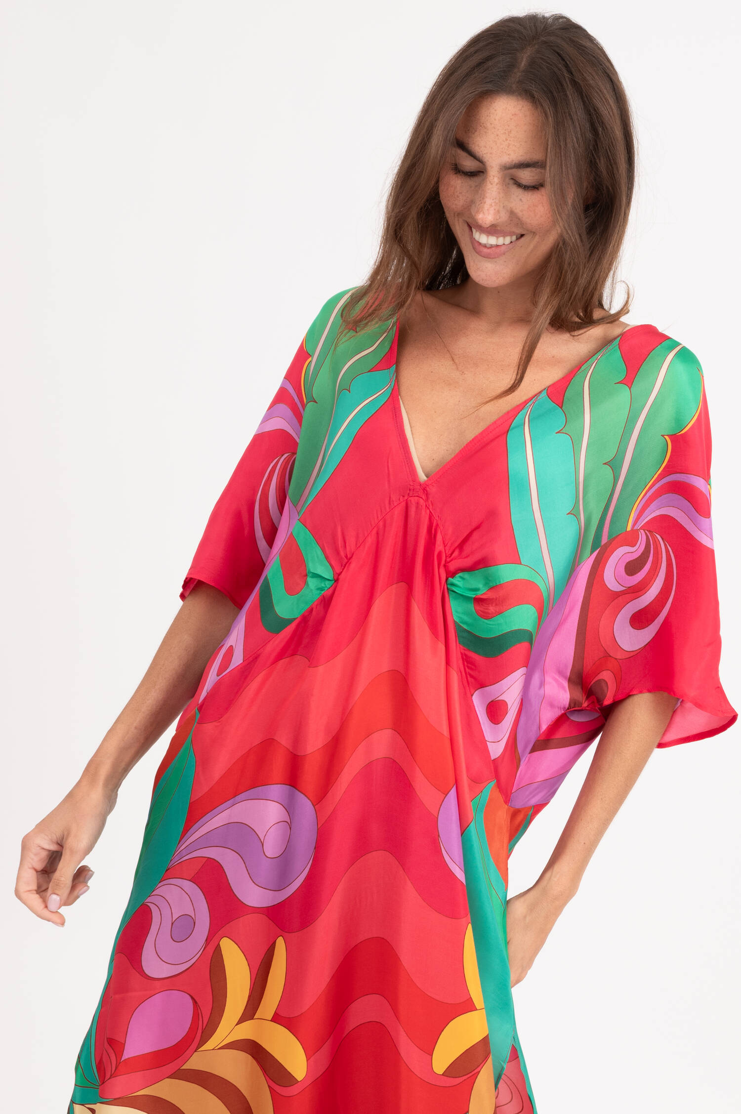 Maxi-Schlupfkleid mit Print in Rot/Multicolor