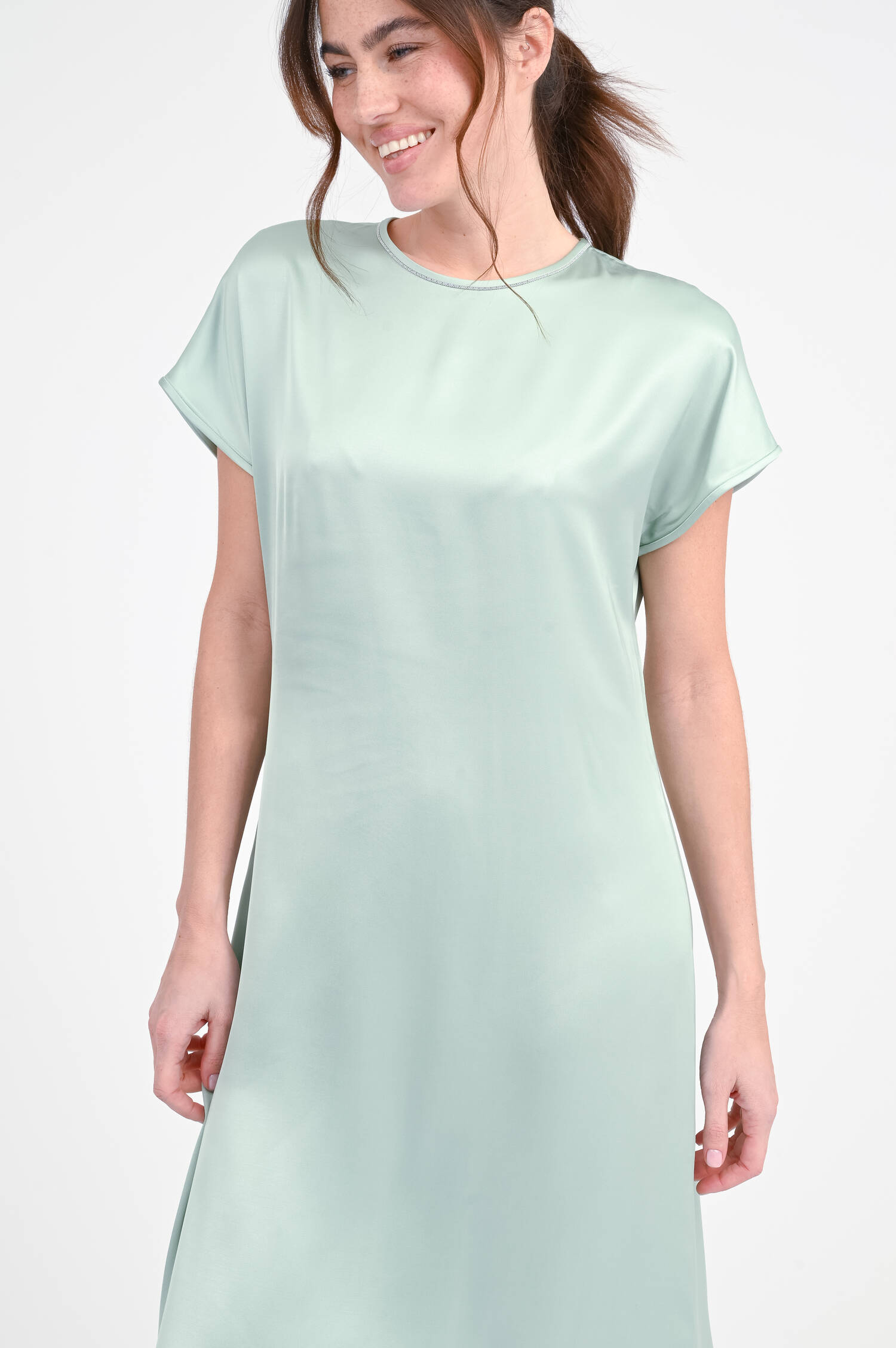 Maxi-Kleid mit Perlen-Details in Salbei