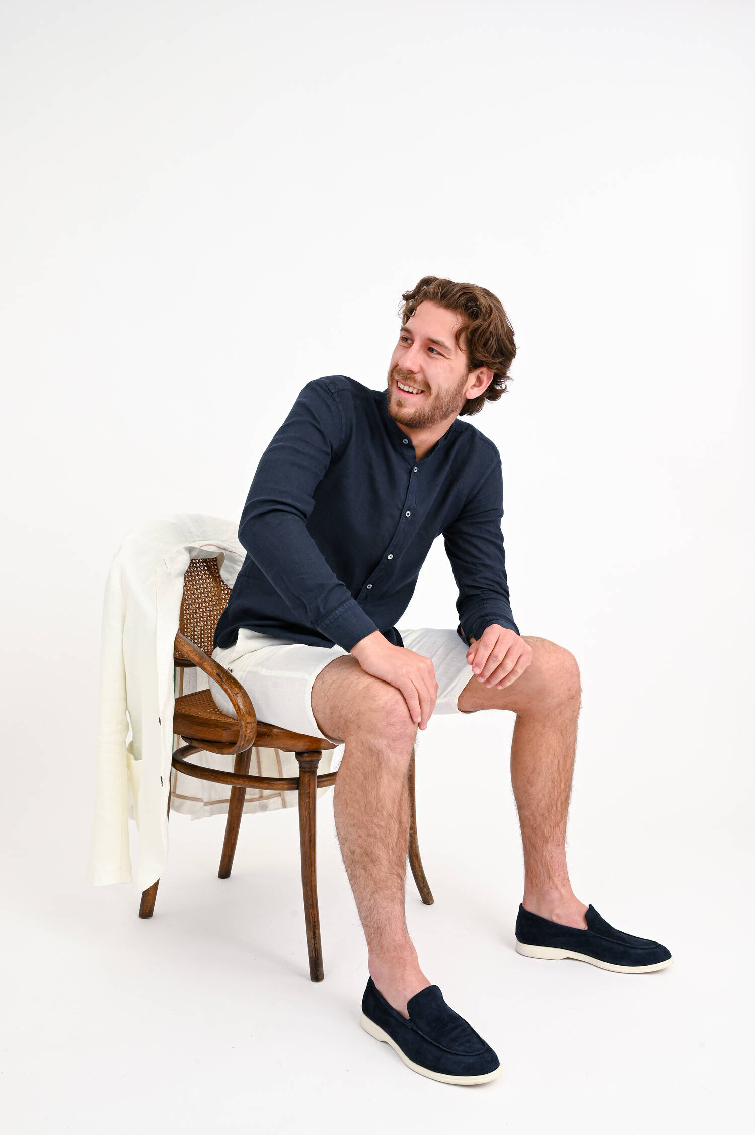 Stehkragen-Leinenhemd in Navy