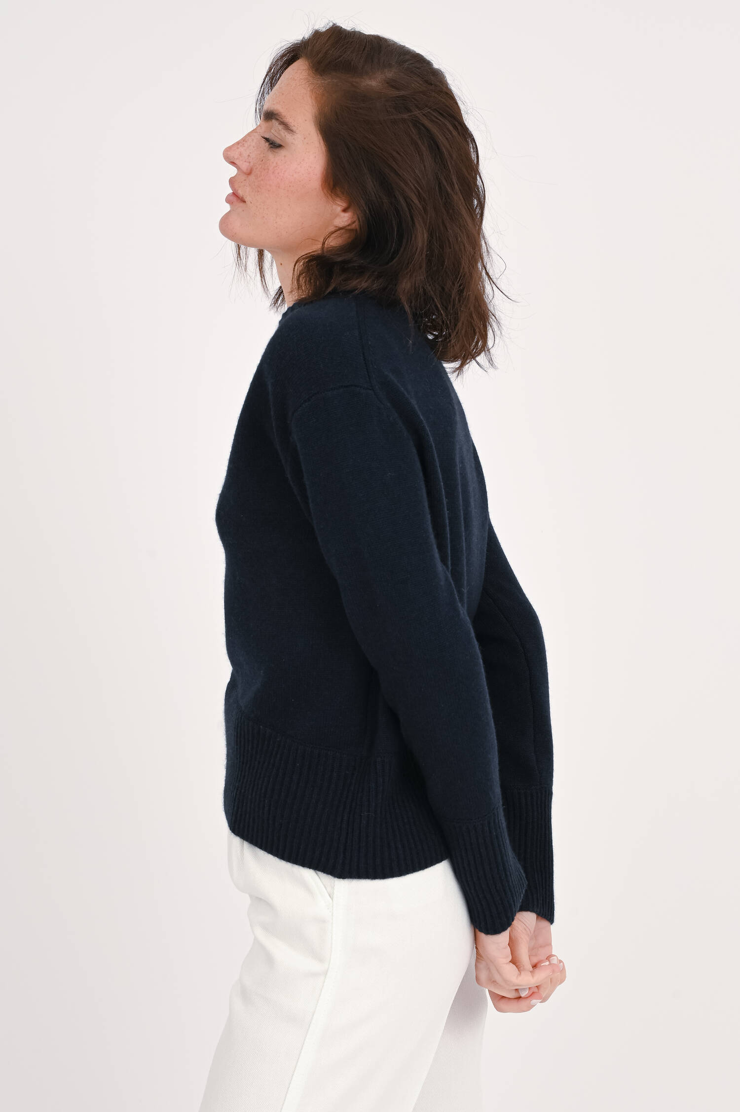 Pullover aus Cashmere-Mix in Midnight