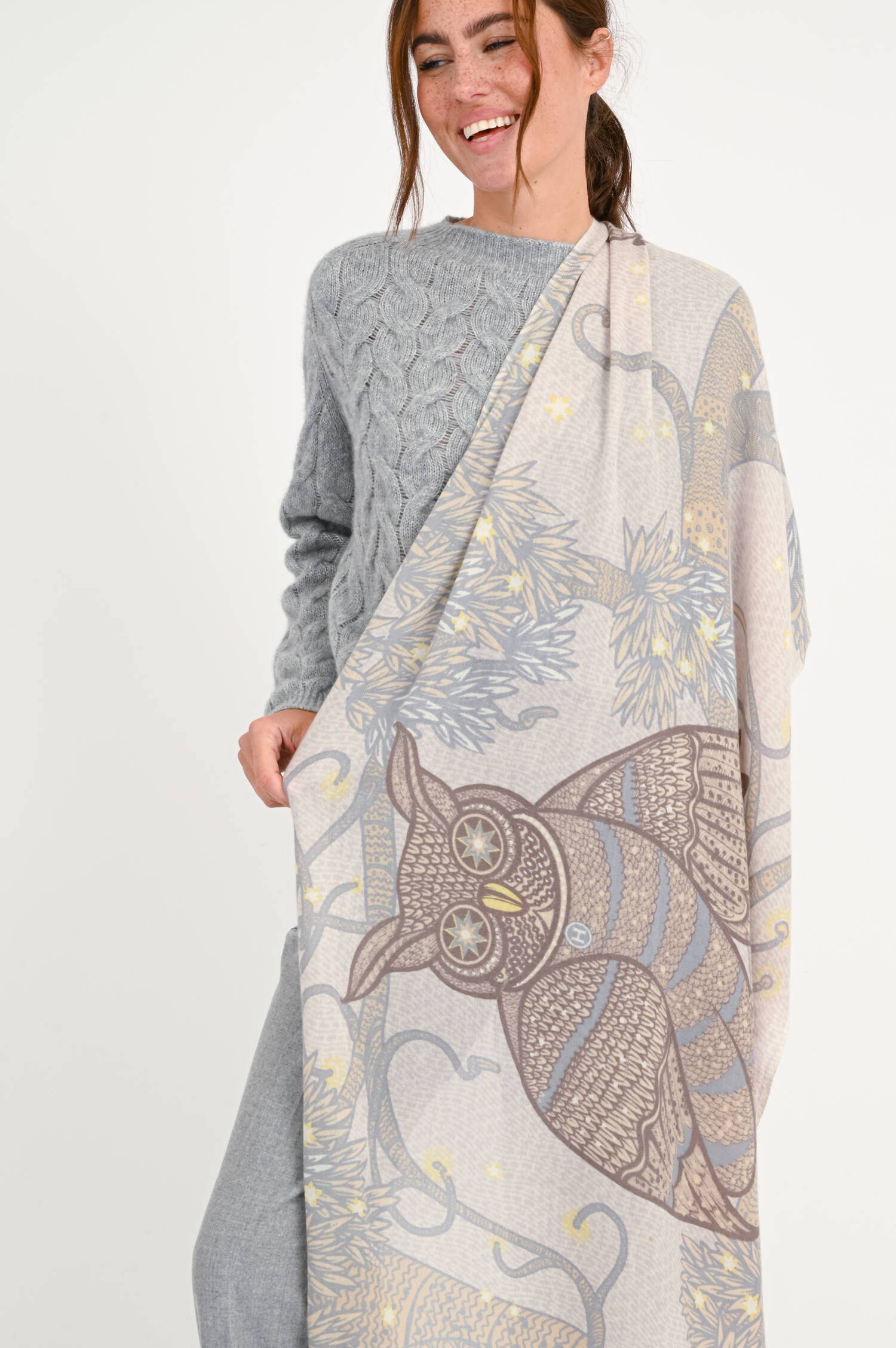 Schal LELEULE aus Cashmere in Beige/Orange