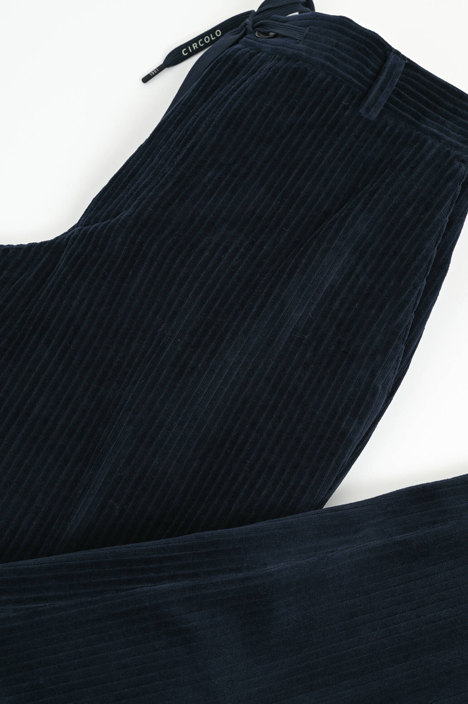 Breitcordhose in Navy