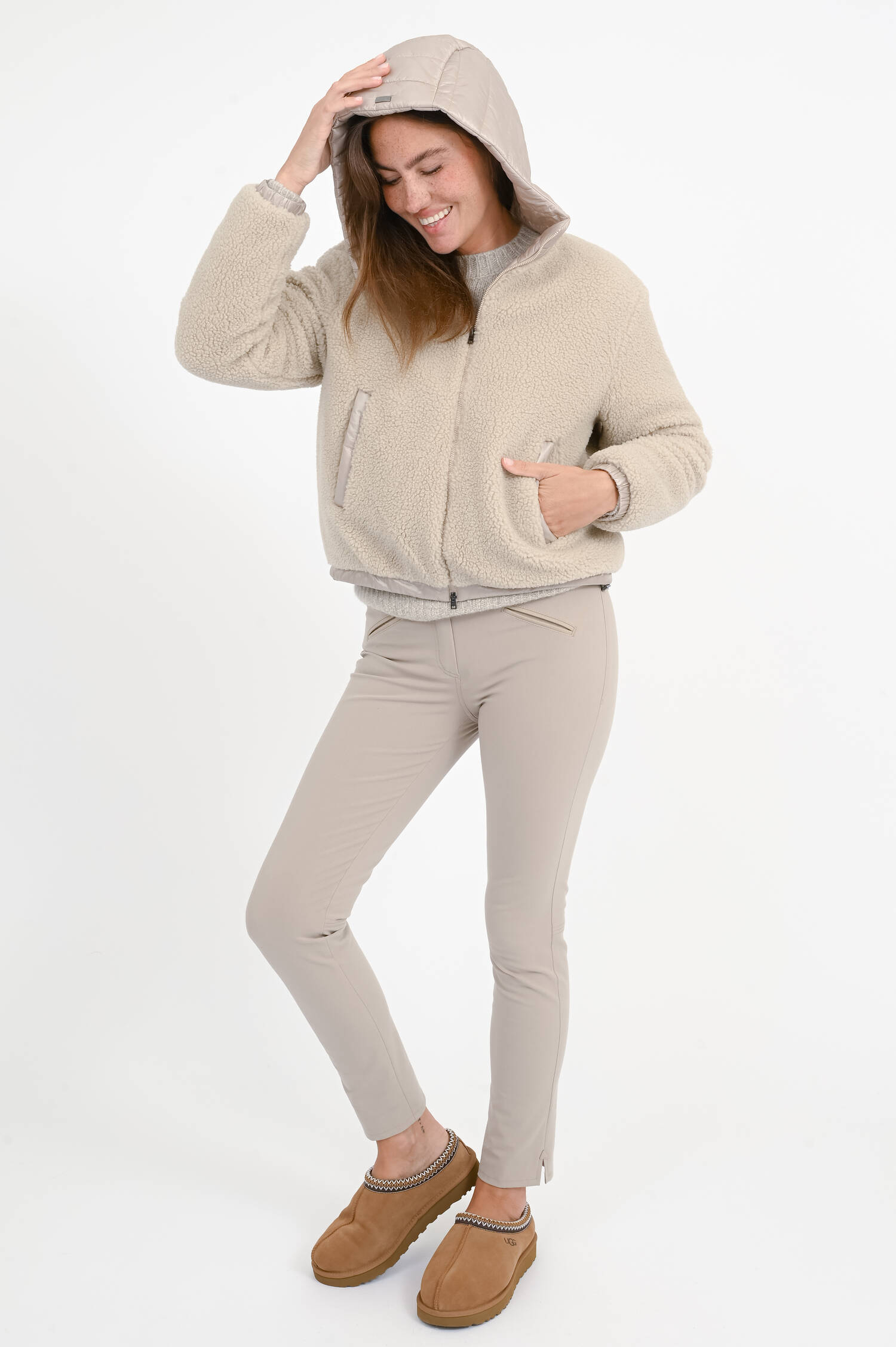 Cropped Shearling-Bomberjacke in Chantilly Cropped Shearling-Bomberjacke in Chantilly