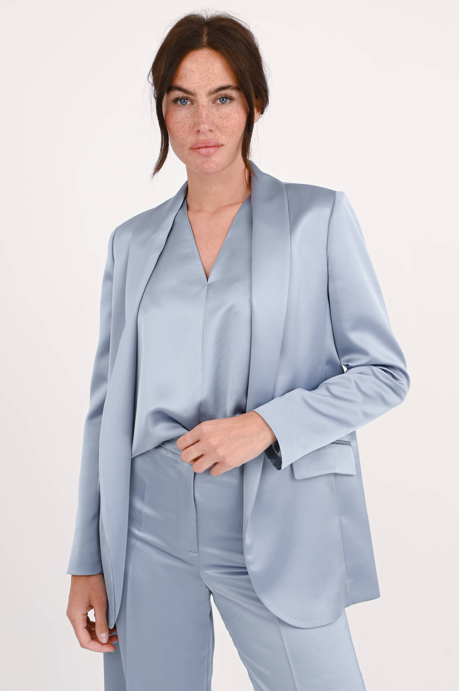 Oversize-Satinblazer in Graublau Oversize-Satinblazer in Graublau