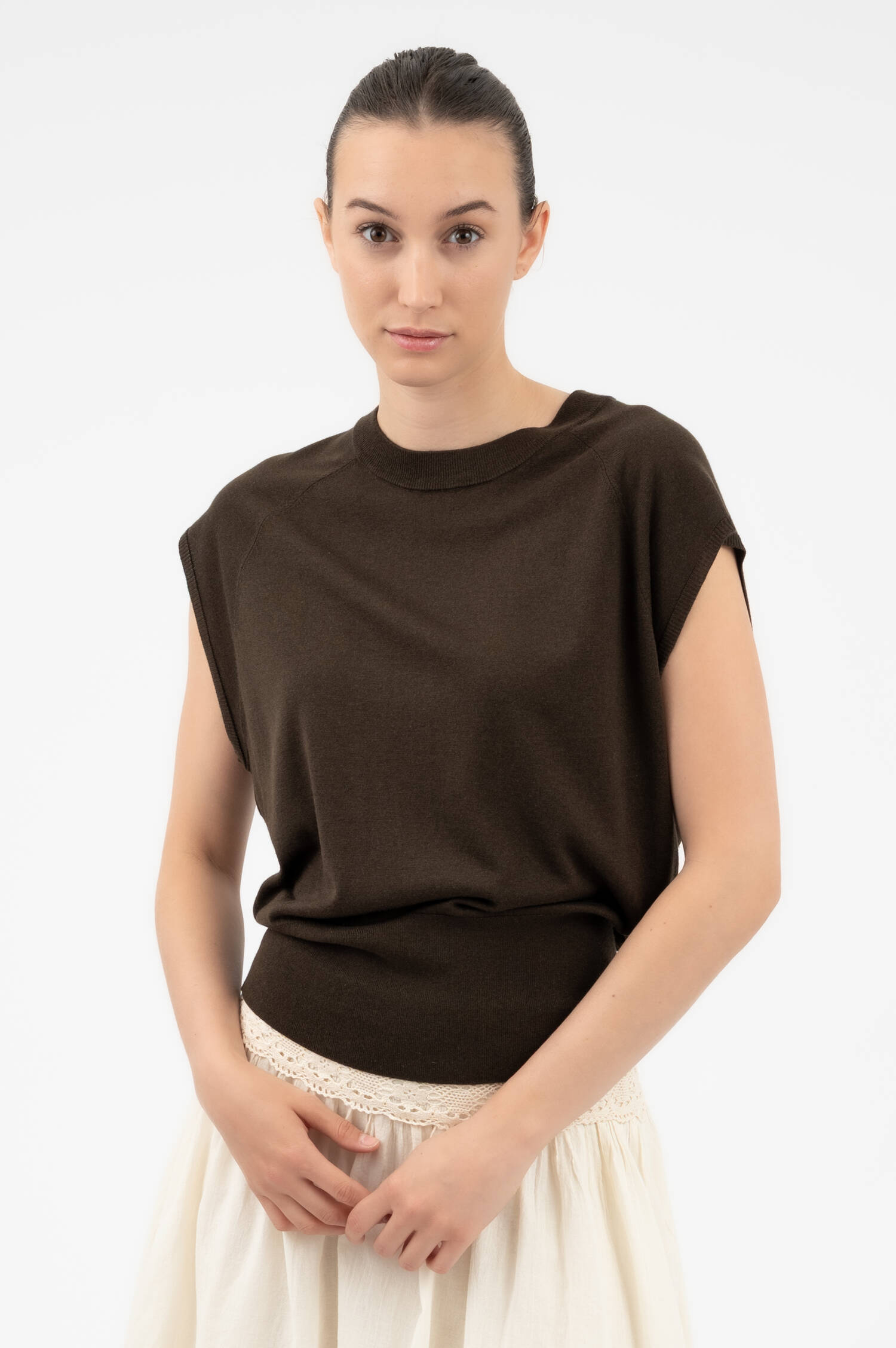Cashmere-Seiden Pullunder in Dunkelbraun Cashmere-Seiden Pullunder in Dunkelbraun