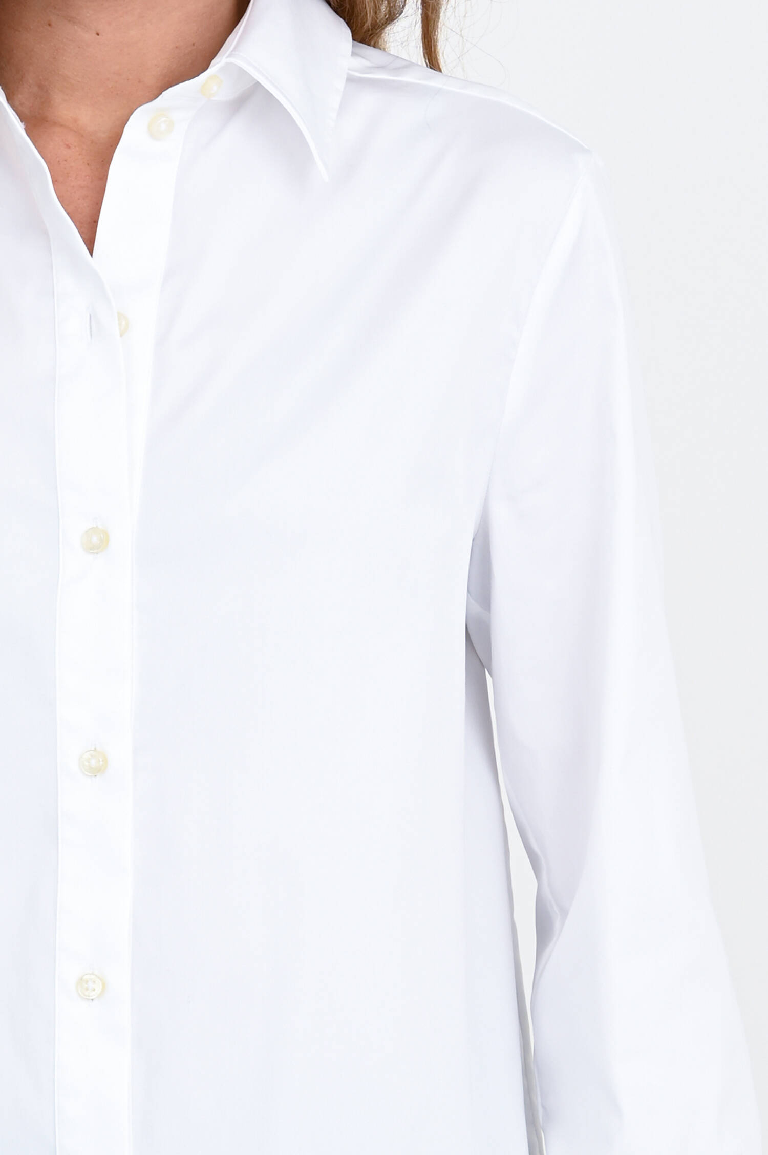 Bluse mit gerafftem Rücken in Weiß 