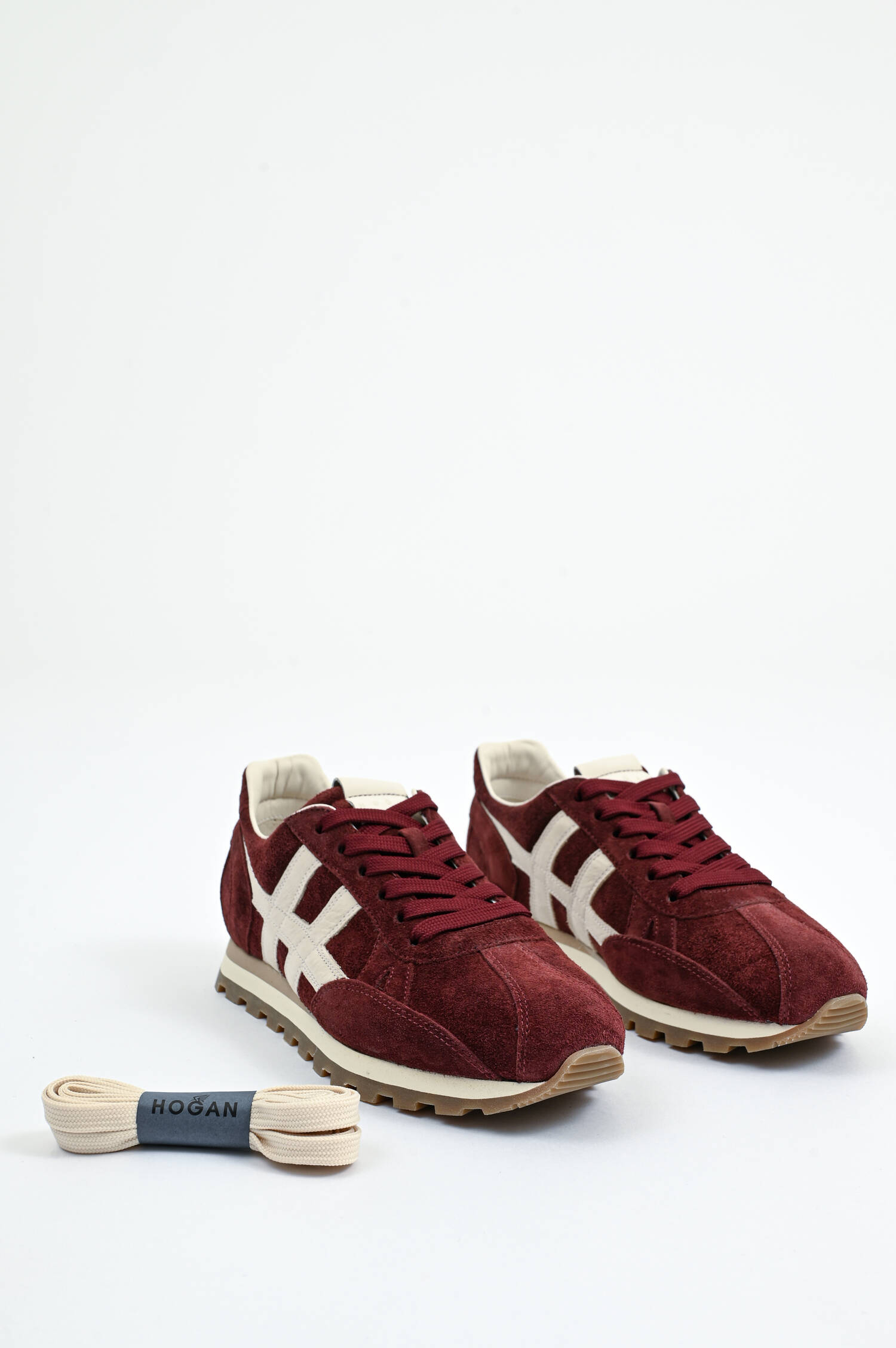 Sneaker ALLACCIATO H671 in Bordeaux