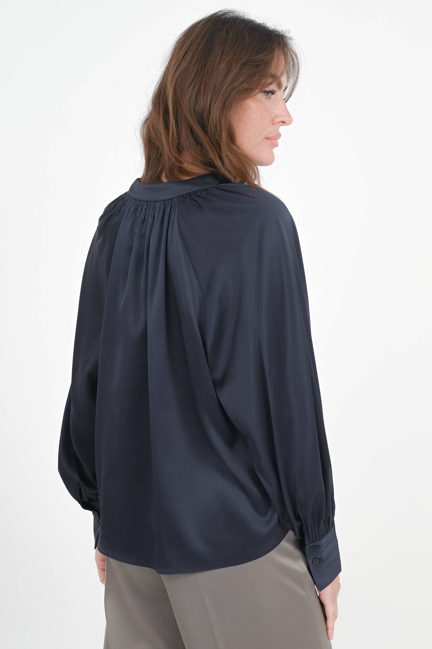 Seidenbluse in Marino Seidenbluse in Marino