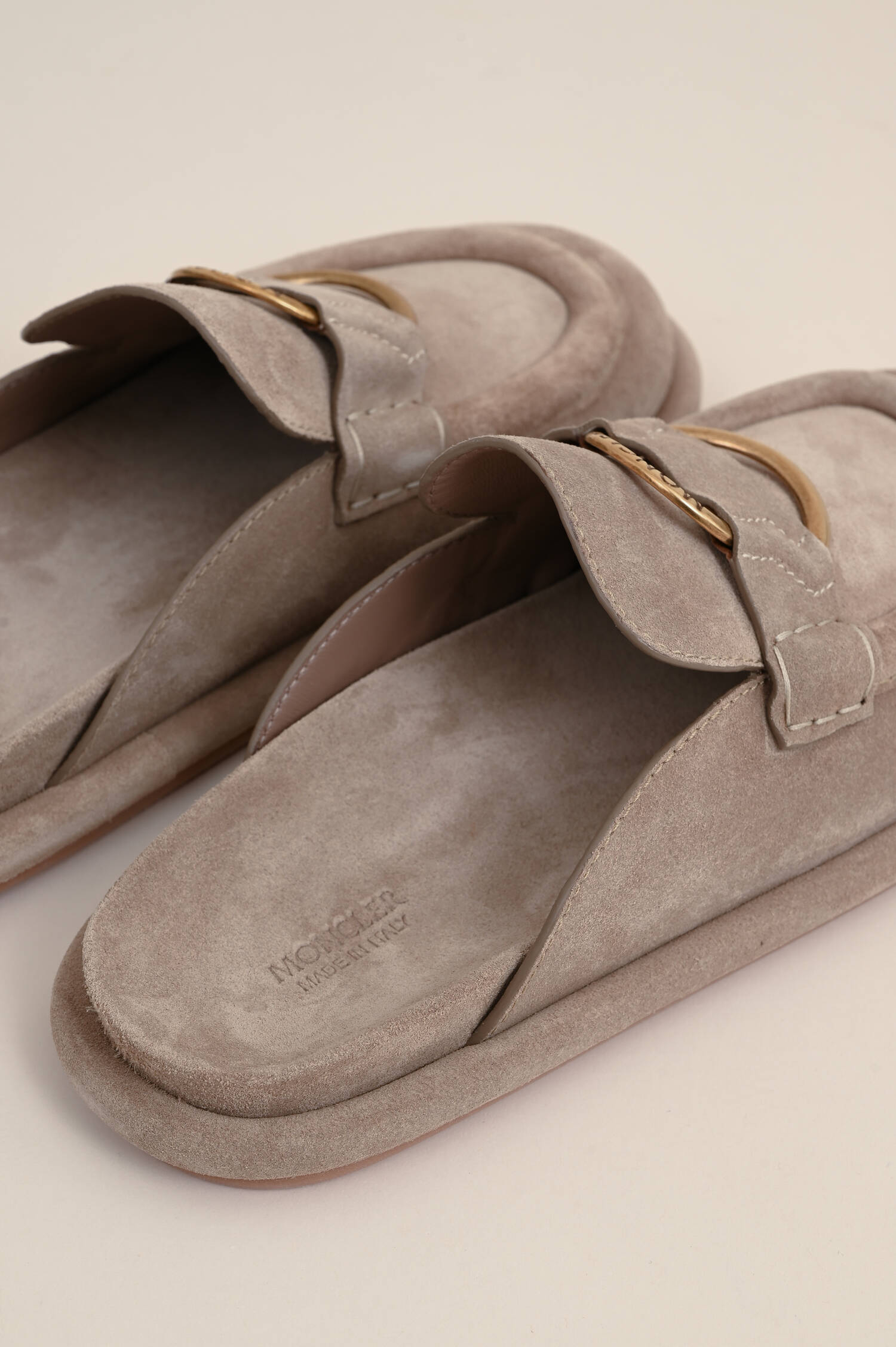 Pantolette BELL aus Wildleder in Taupe