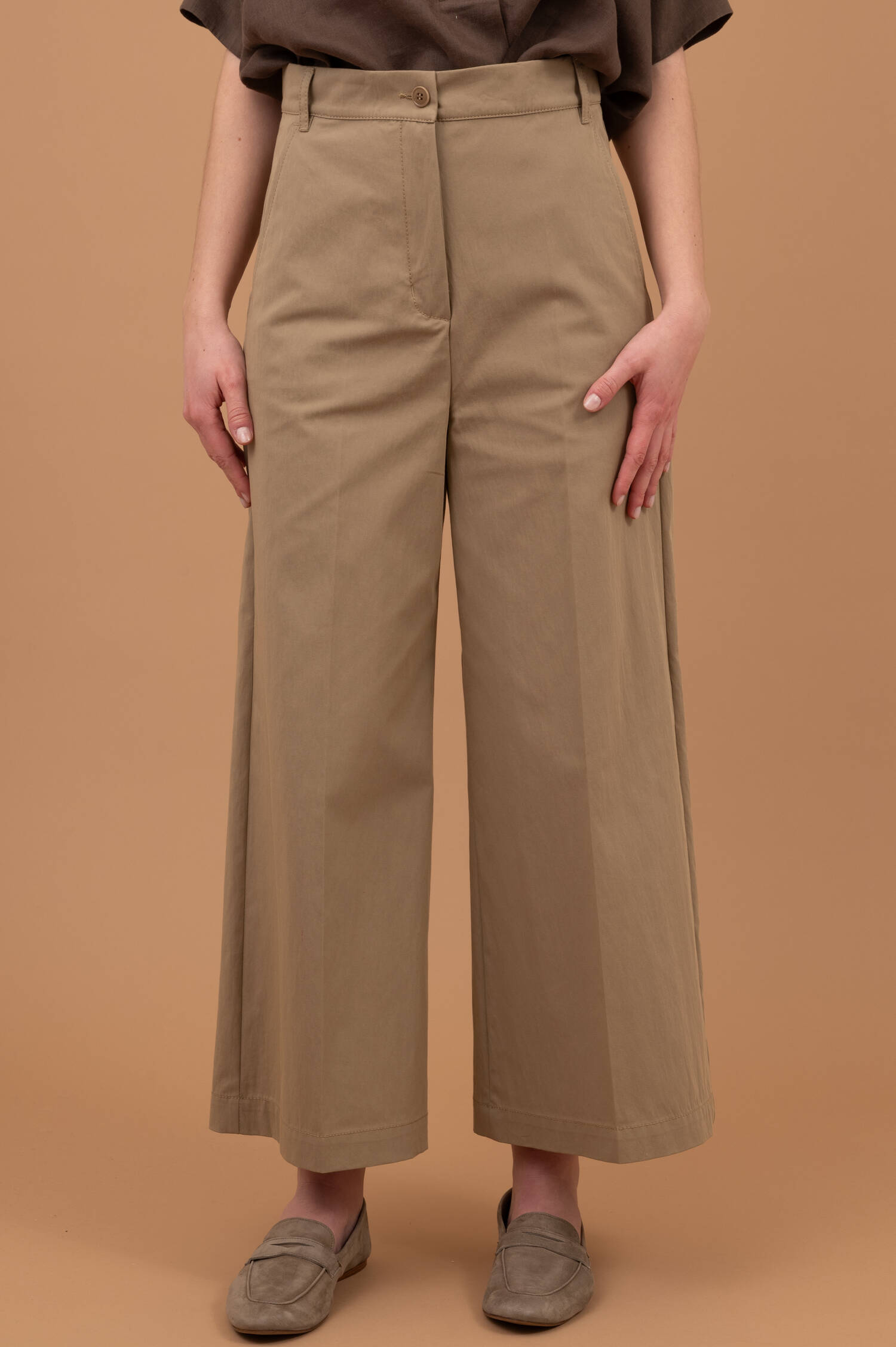 Straight Pants RONCO in Haselnuss Straight Pants RONCO in Haselnuss