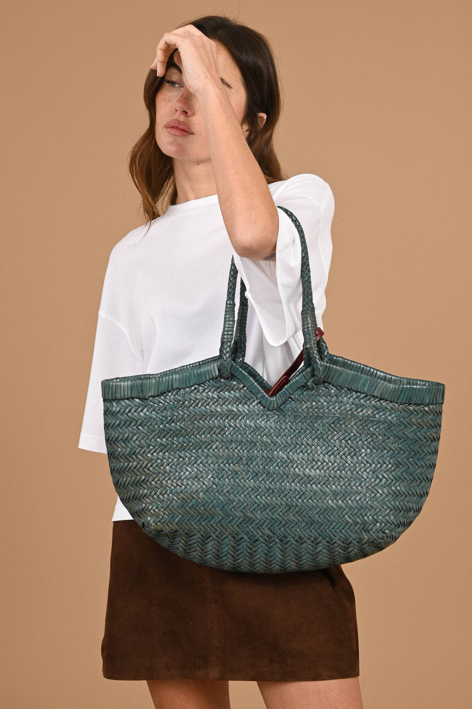 Leder Flecht Tote Bag CRUDELIA in Hellblau Leder Flecht Tote Bag CRUDELIA in Hellblau