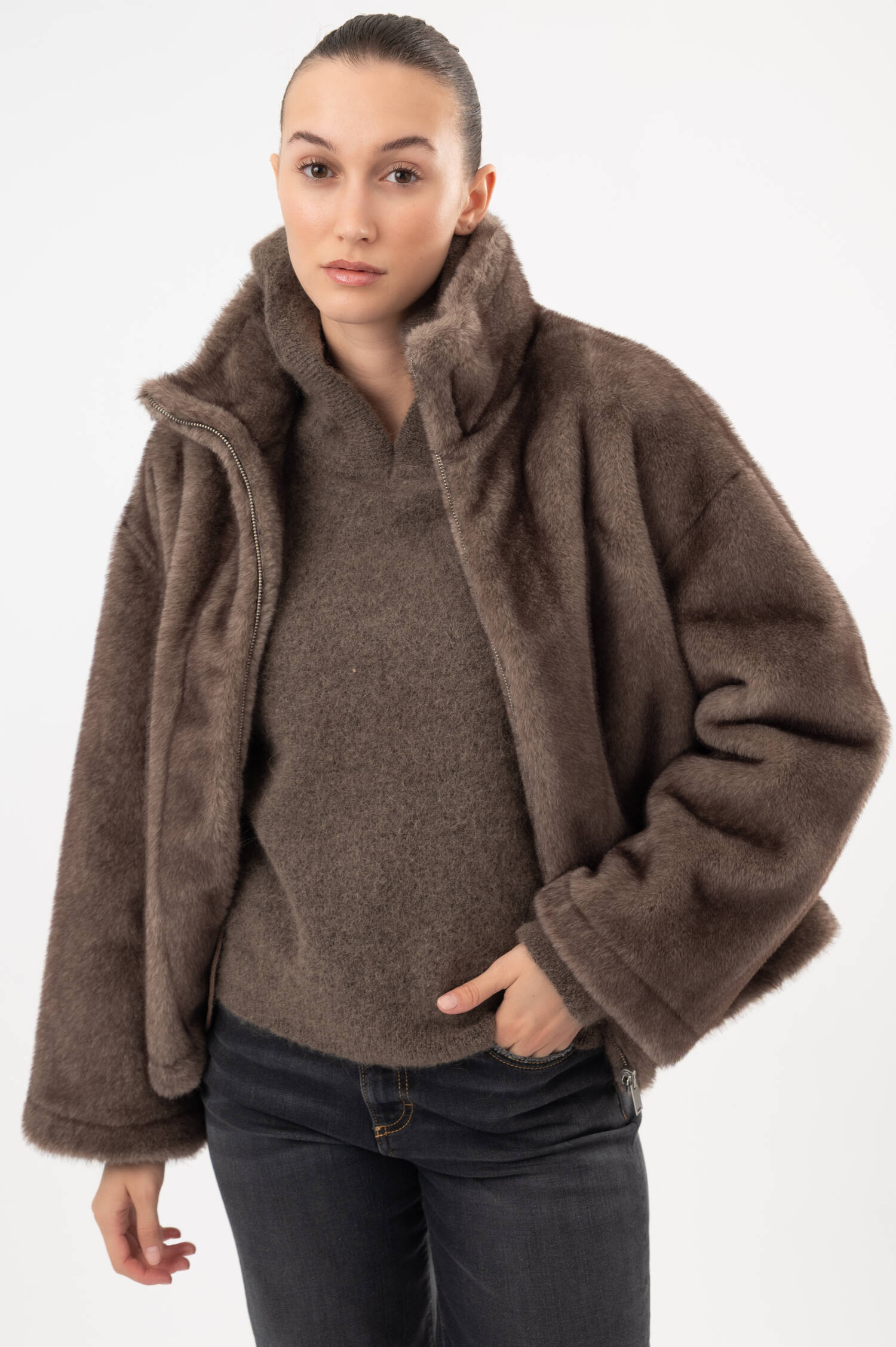 Faux-Fur-Jacke in Graubraun