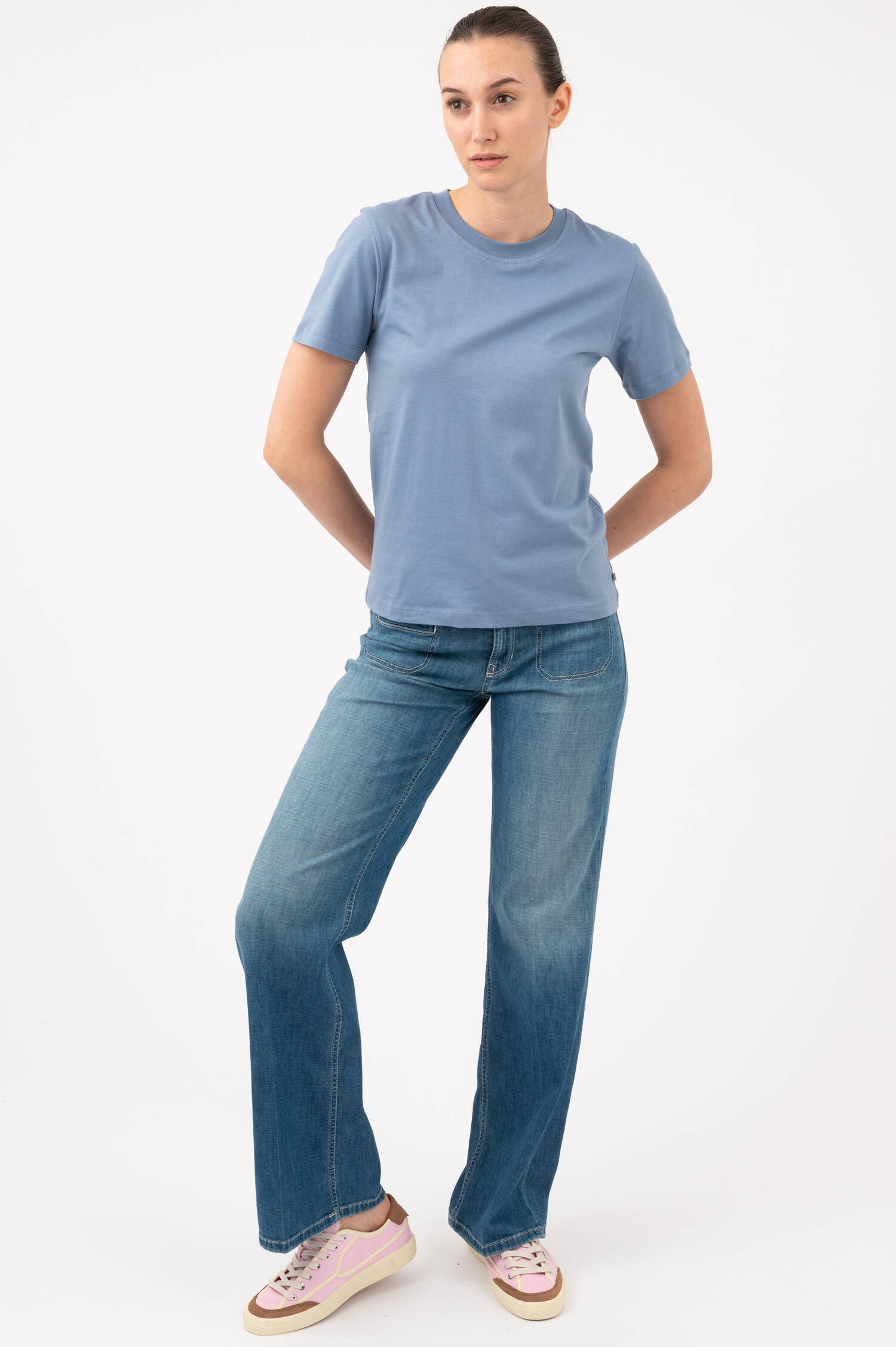 Basic T-Shirt in Stoneblue