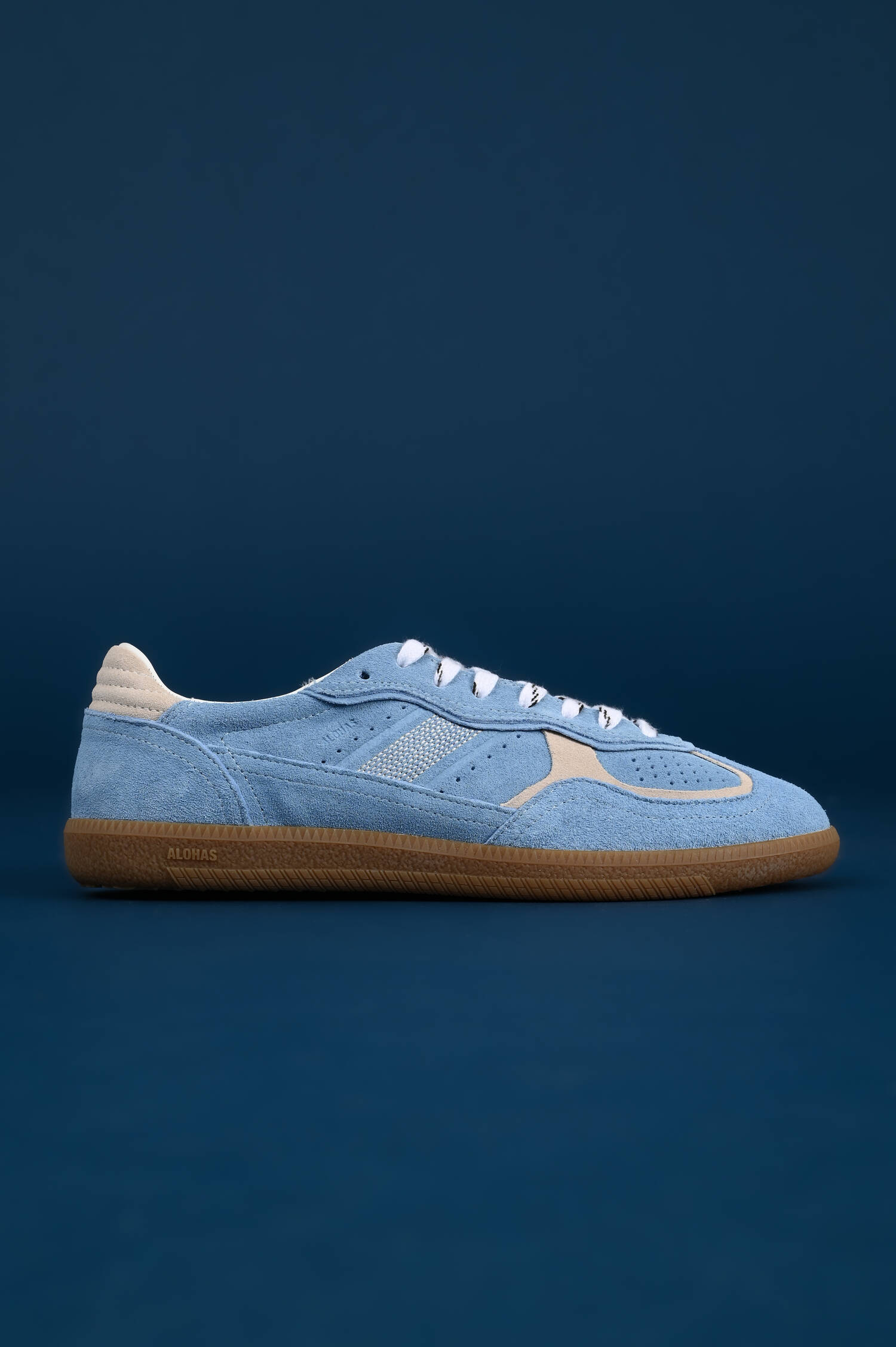 Sneaker aus Veloursleder in Hell Blau Sneaker aus Veloursleder in Hell Blau