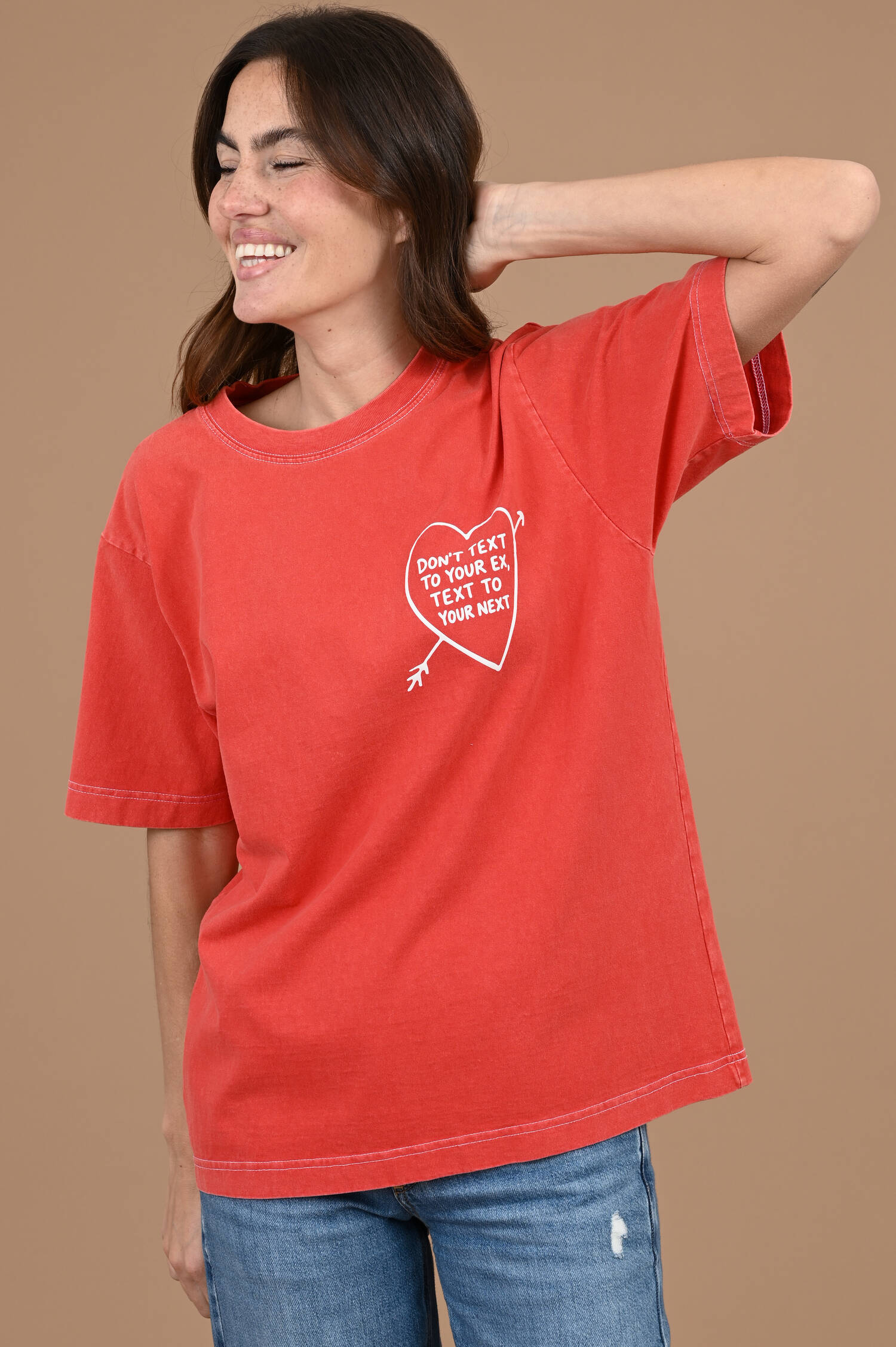 T-Shirt mit Herz Print in Lobsterrot